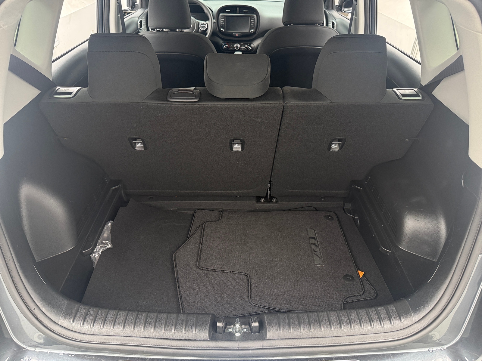 Thumbnail: 2025 Kia Soul - 7
