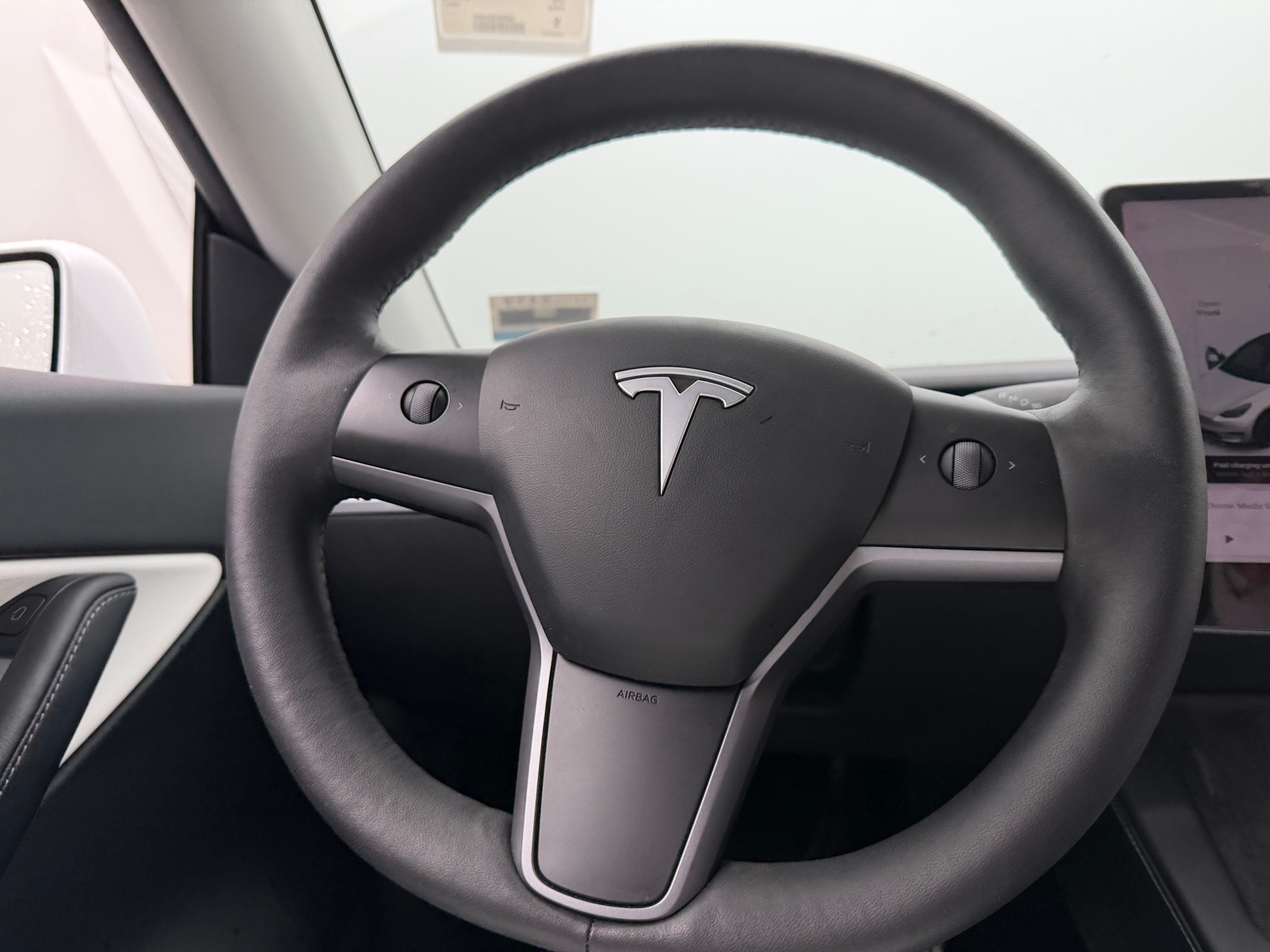 Thumbnail: 2022 Tesla Model Y - 3