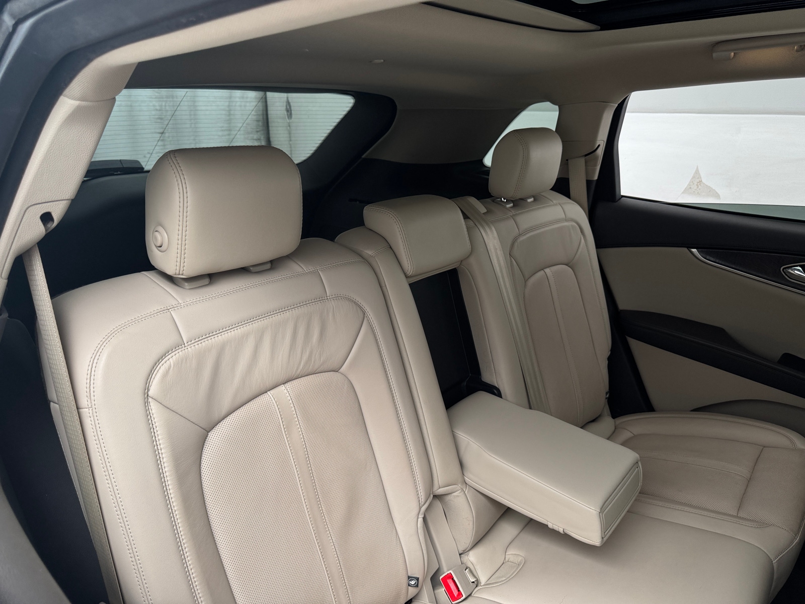 Thumbnail: 2019 Lincoln Nautilus - 5