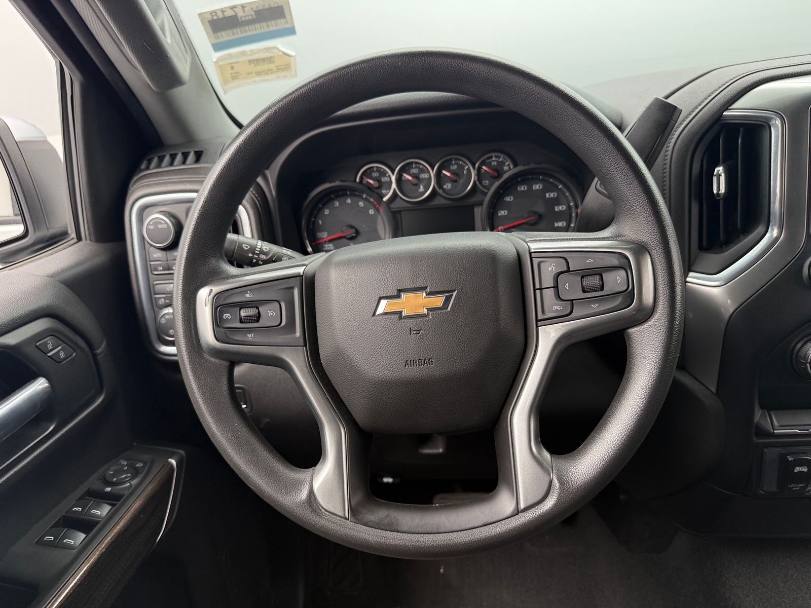 Thumbnail: 2020 Chevrolet Silverado 1500 - 5