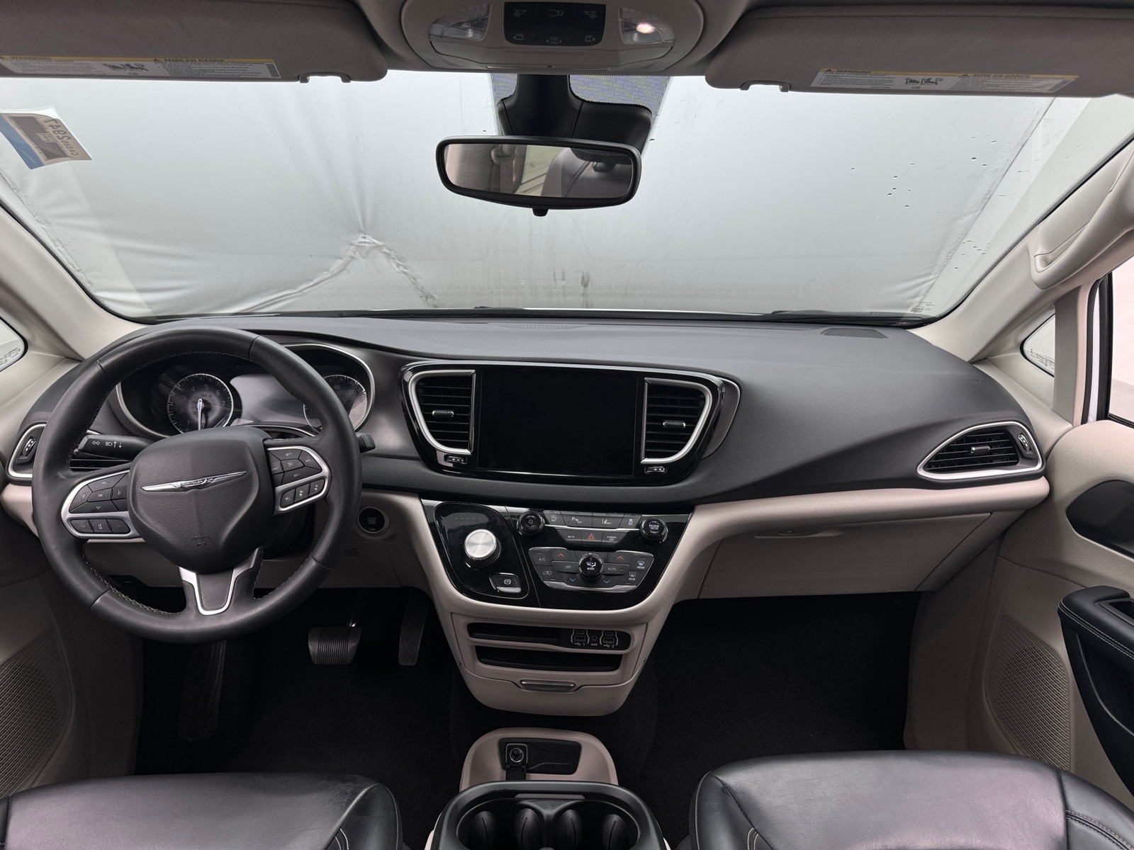 Thumbnail: 2023 Chrysler Pacifica - 2