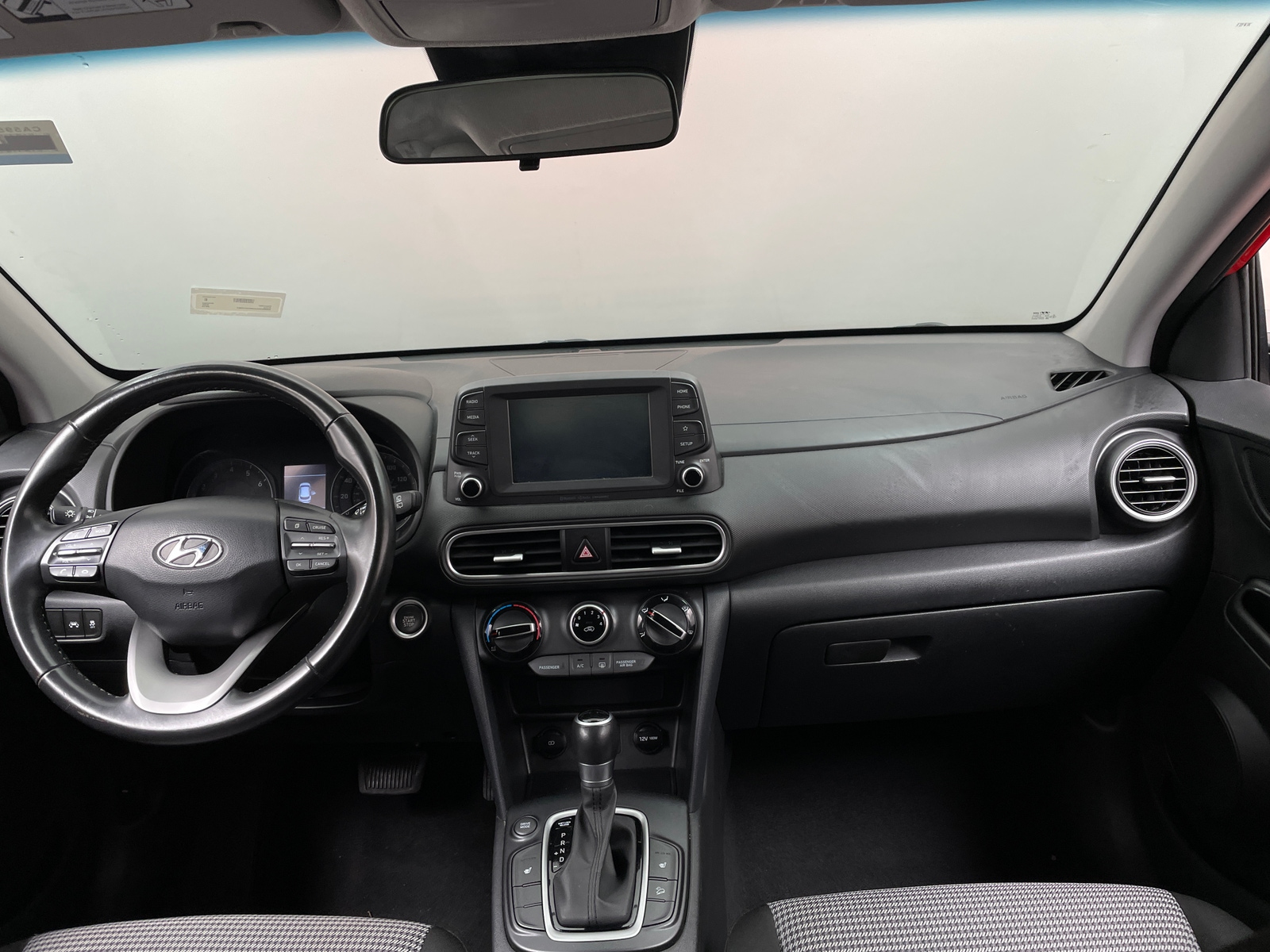 Thumbnail: 2019 Hyundai Kona - 3