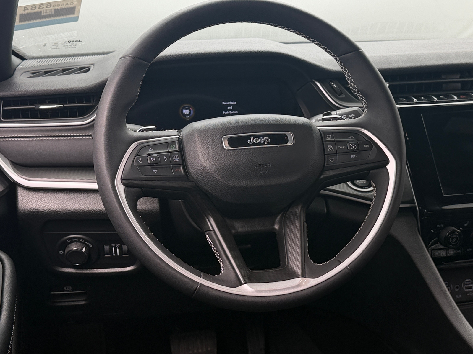Thumbnail: 2023 Jeep Grand Cherokee - 4