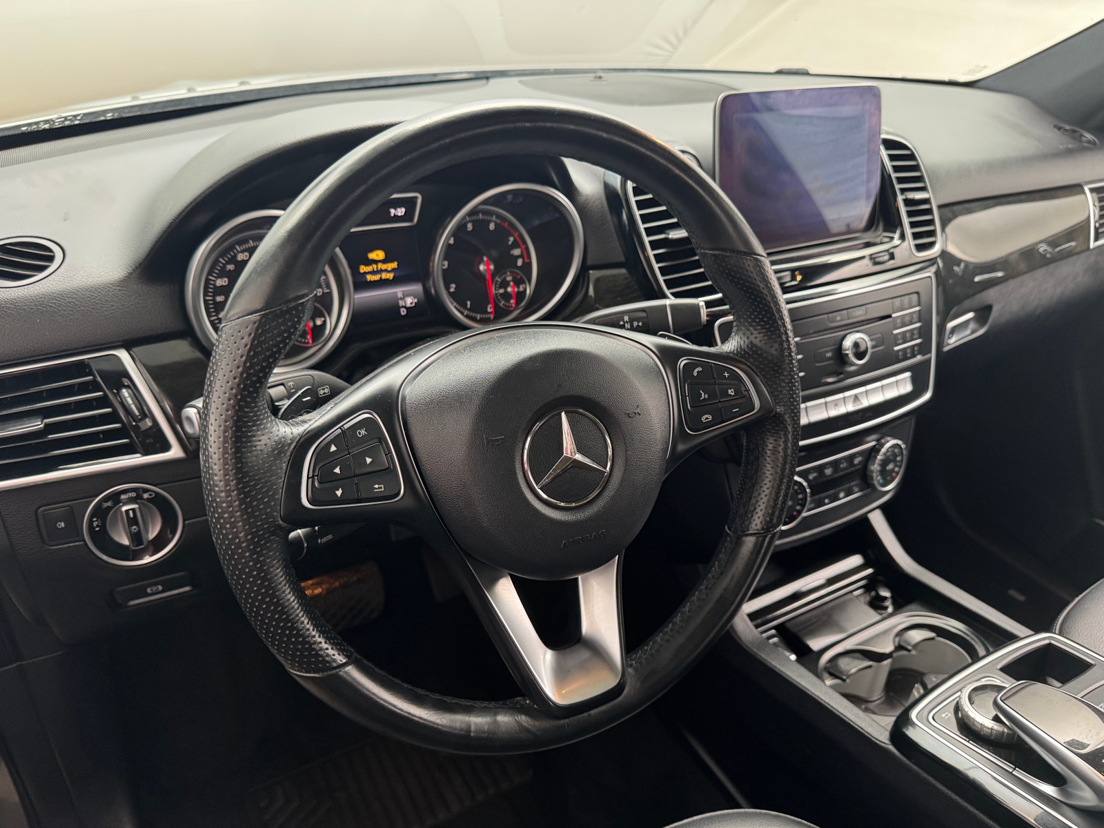 Thumbnail: 2016 Mercedes-Benz GLE - 4