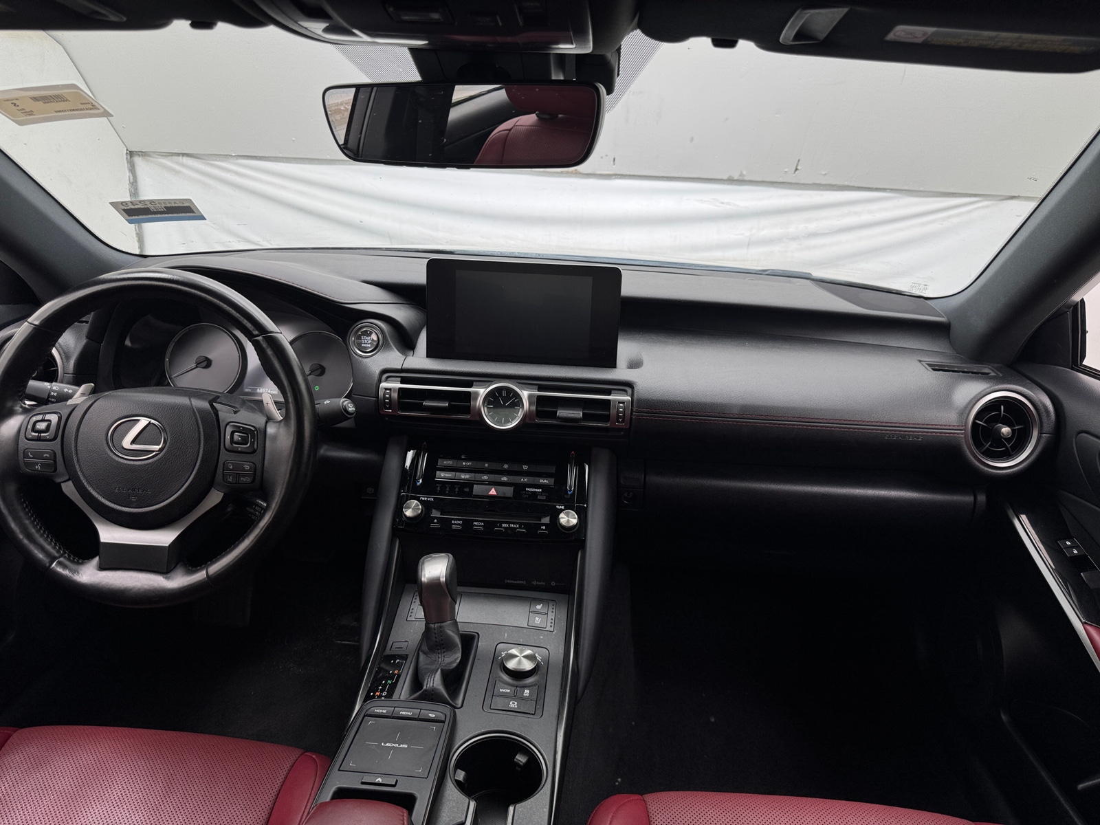 Thumbnail: 2021 Lexus IS - 2