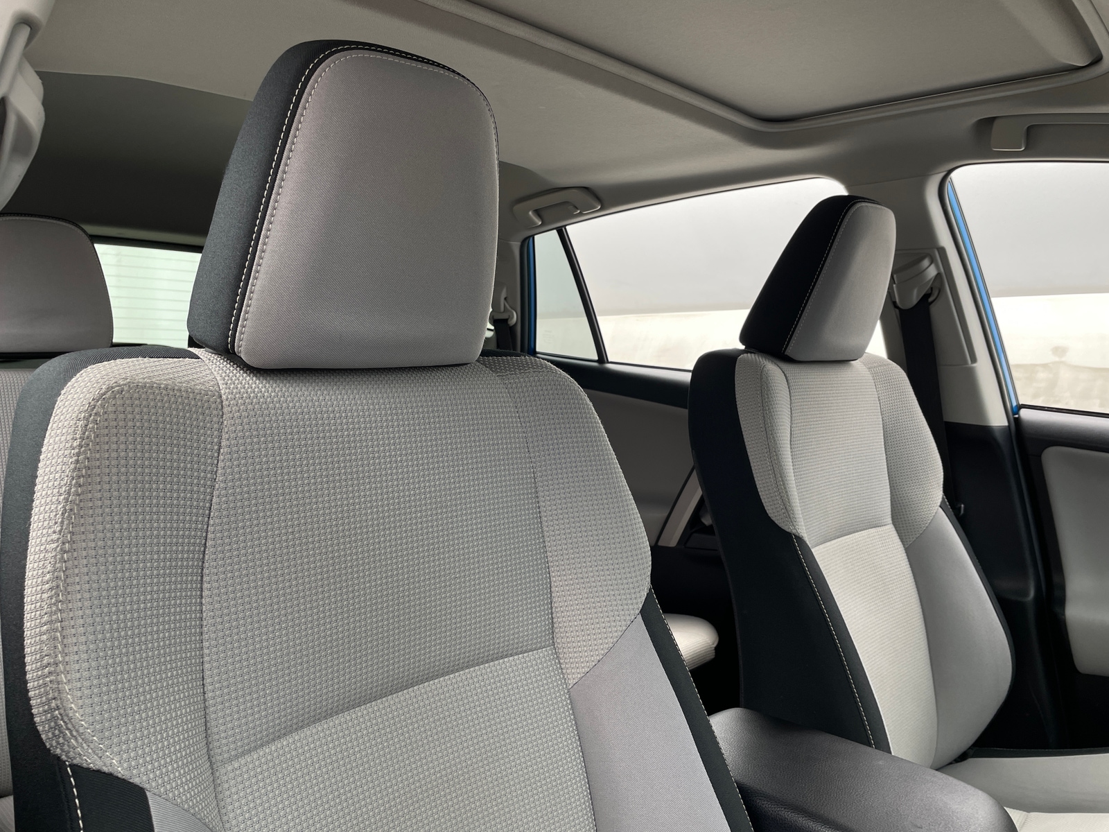 Thumbnail: 2016 Toyota RAV4 - 2
