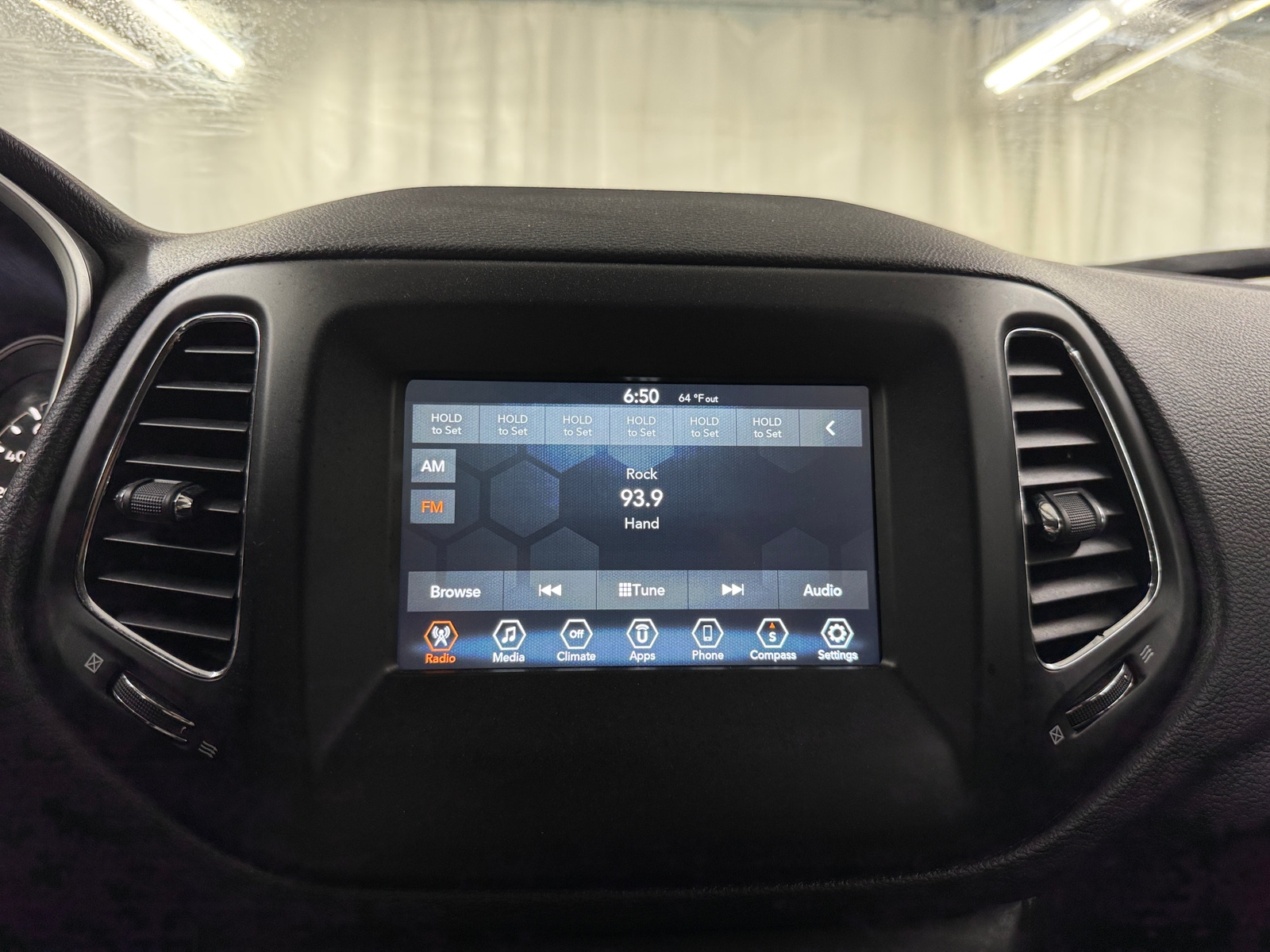 Thumbnail: 2019 Jeep Compass - 4