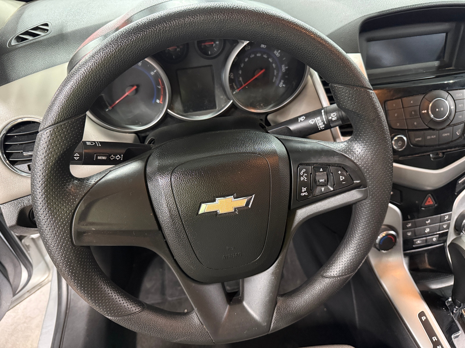 Thumbnail: 2015 Chevrolet Cruze - 5