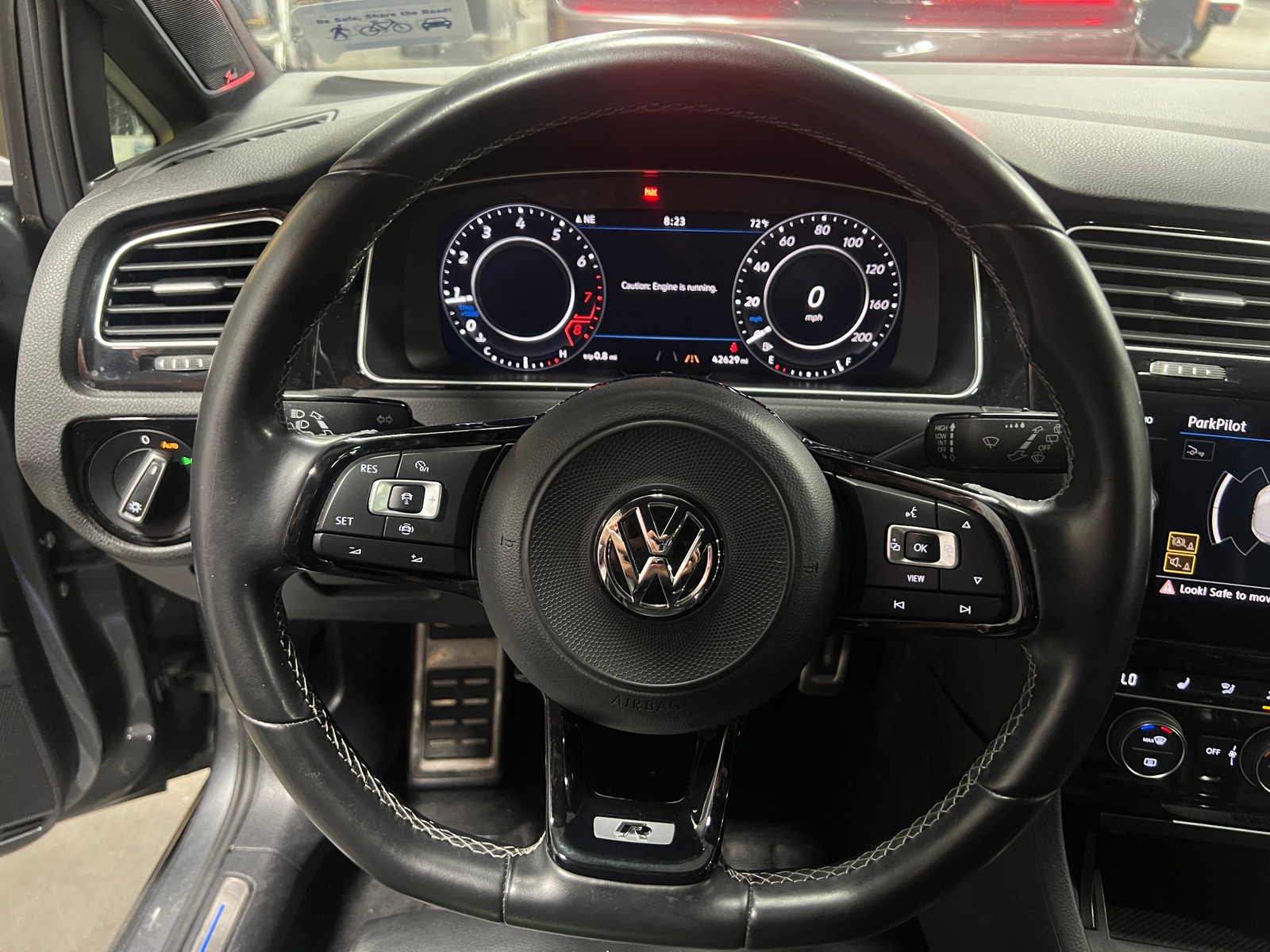 Thumbnail: 2019 Volkswagen Golf - 4