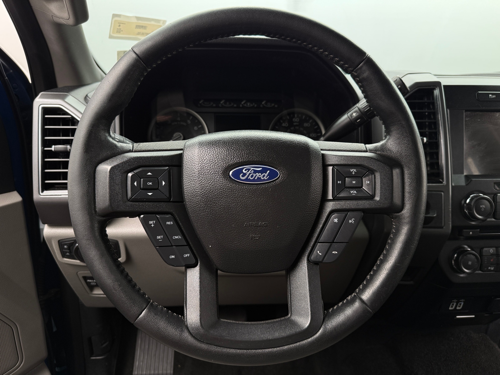 Thumbnail: 2018 Ford Econoline - 5