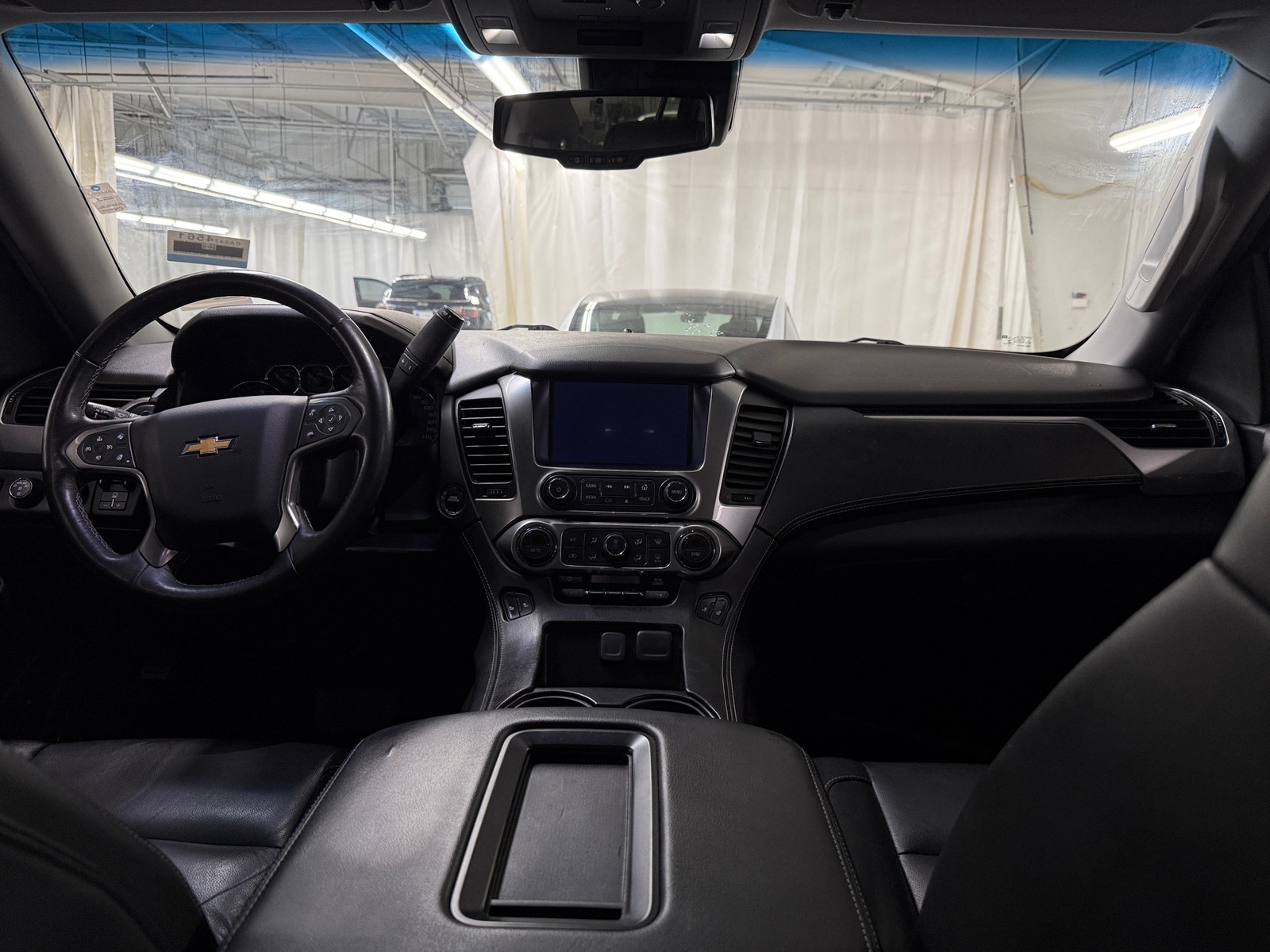 Thumbnail: 2018 Chevrolet Tahoe - 2