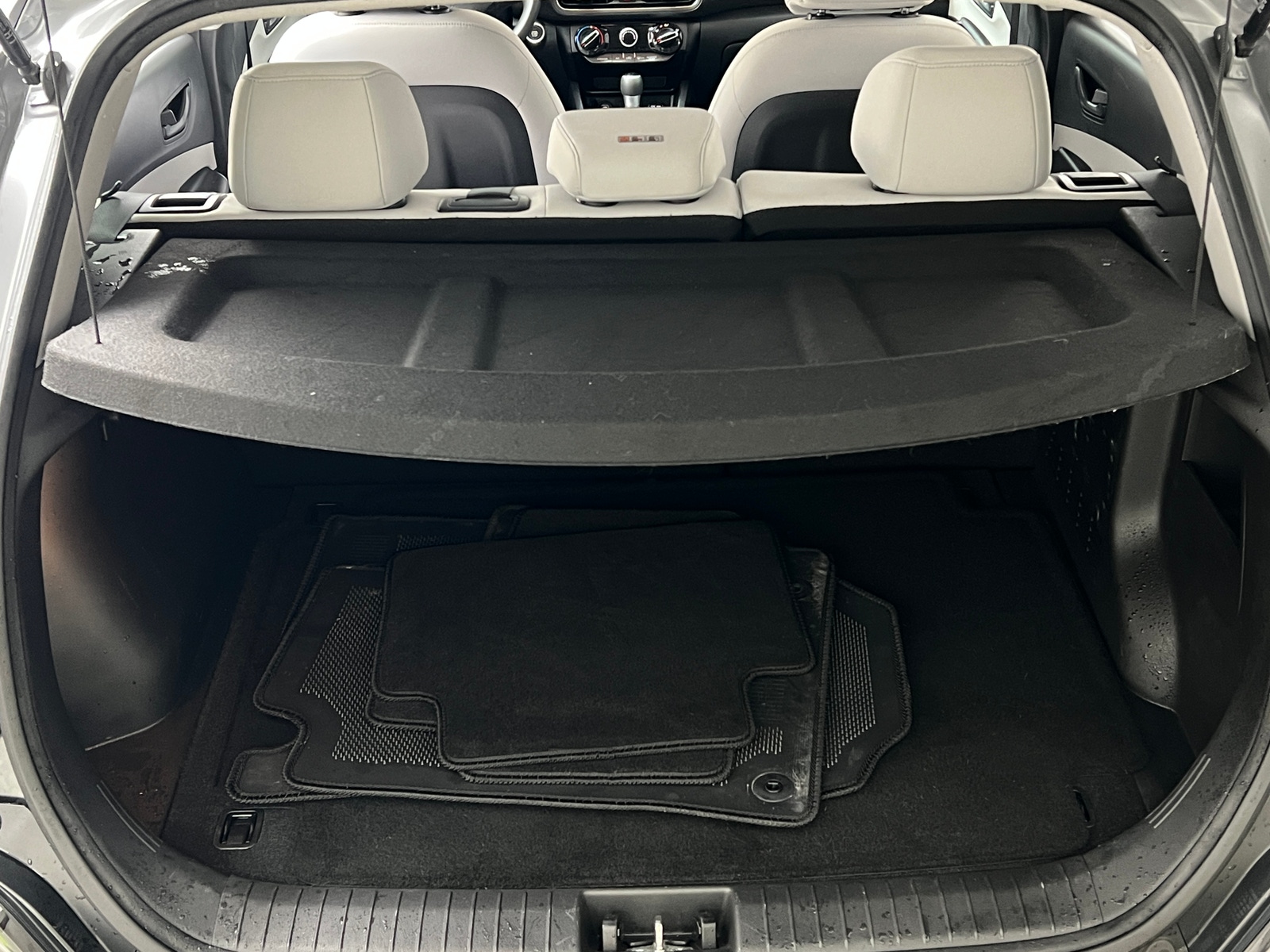 Thumbnail: 2023 Hyundai Kona - 7