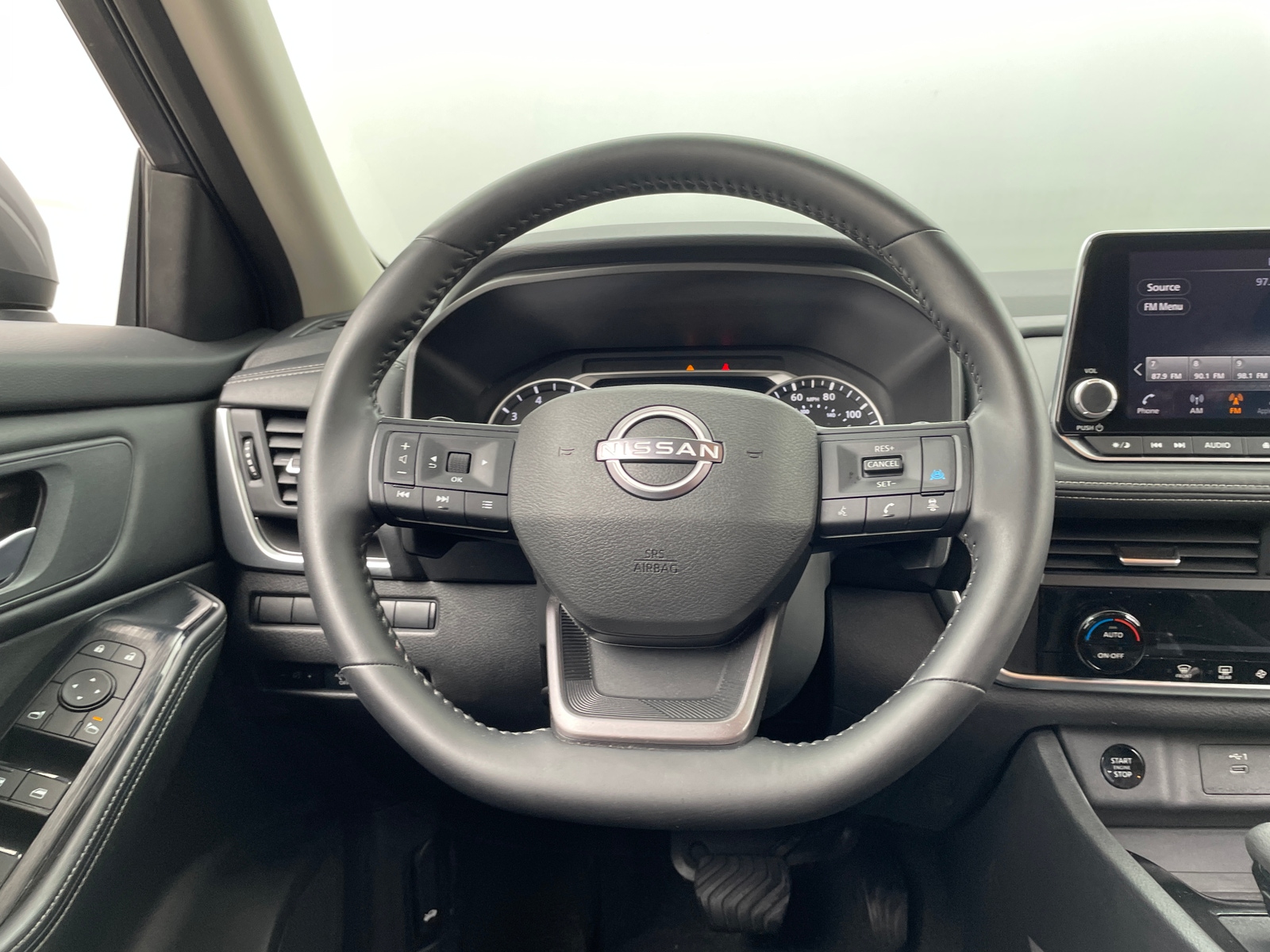 Thumbnail: 2025 Nissan Rogue - 5