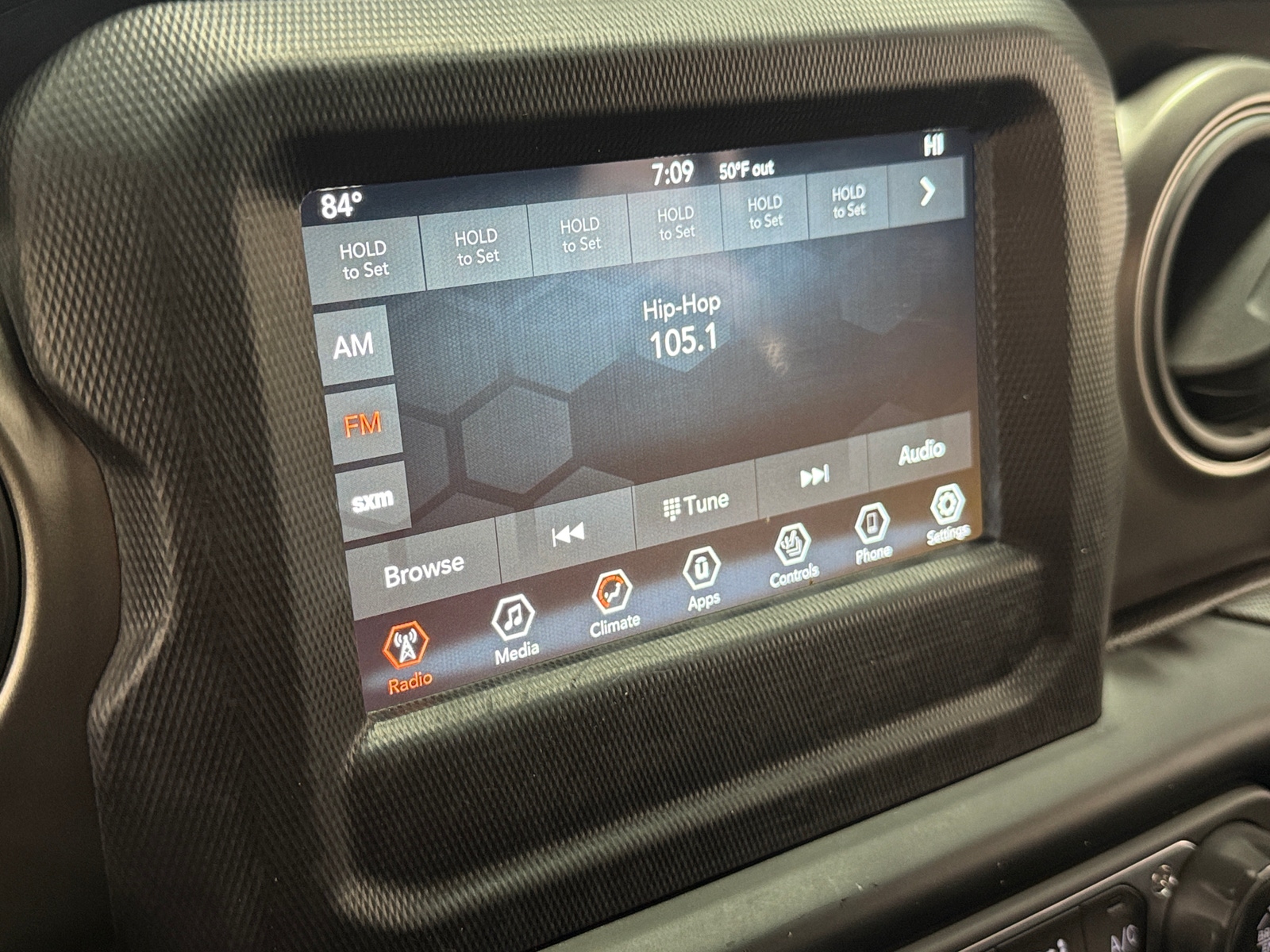 Thumbnail: 2023 Jeep Gladiator - 4