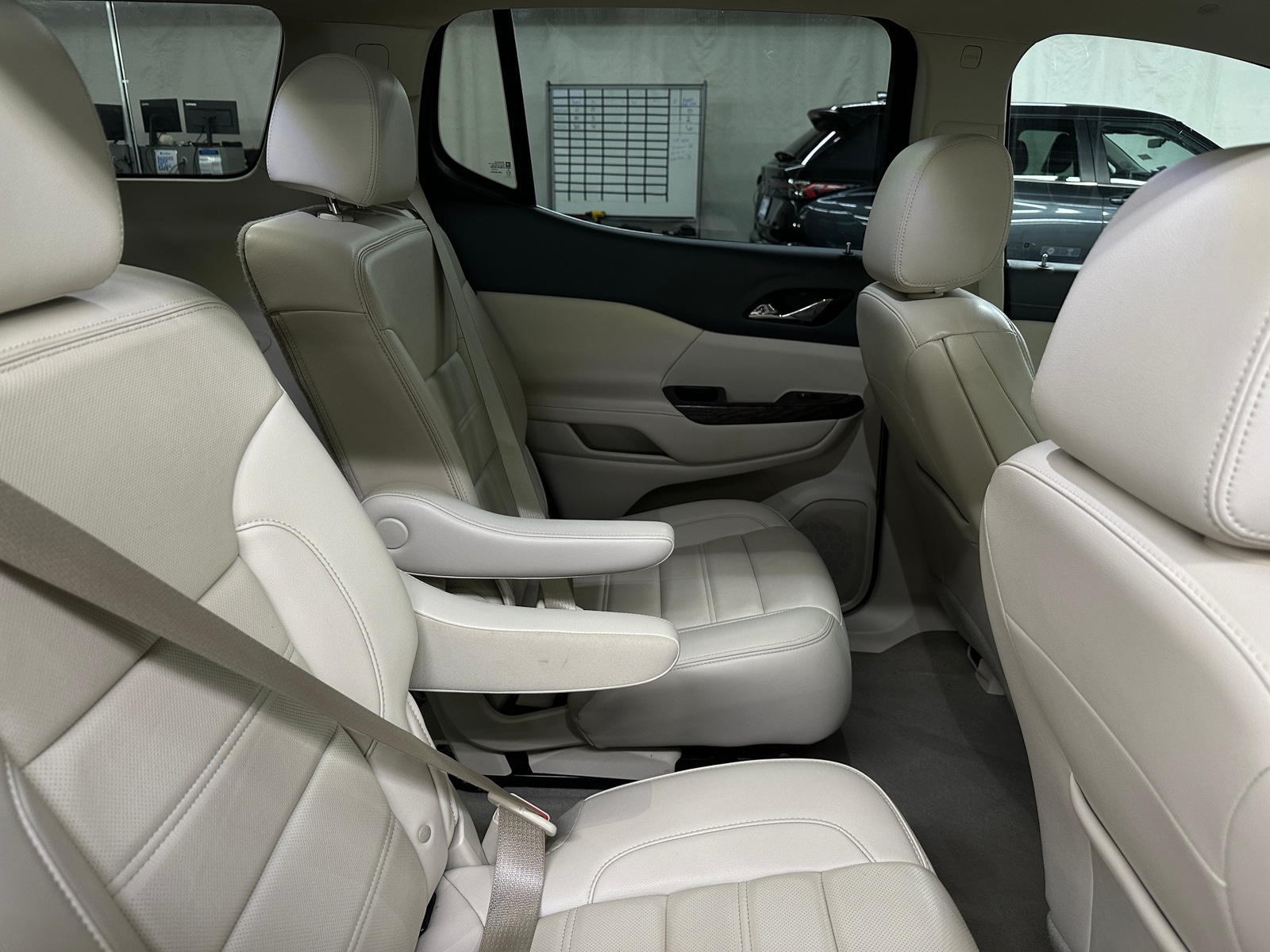 Thumbnail: 2021 GMC Acadia - 5