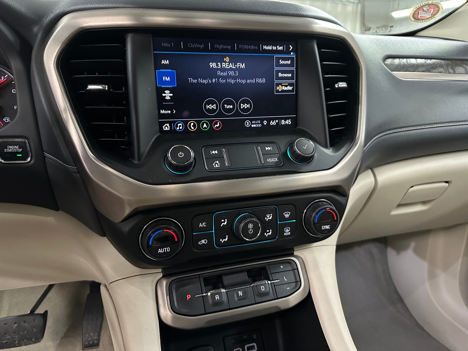 Thumbnail: 2021 GMC Acadia - 3