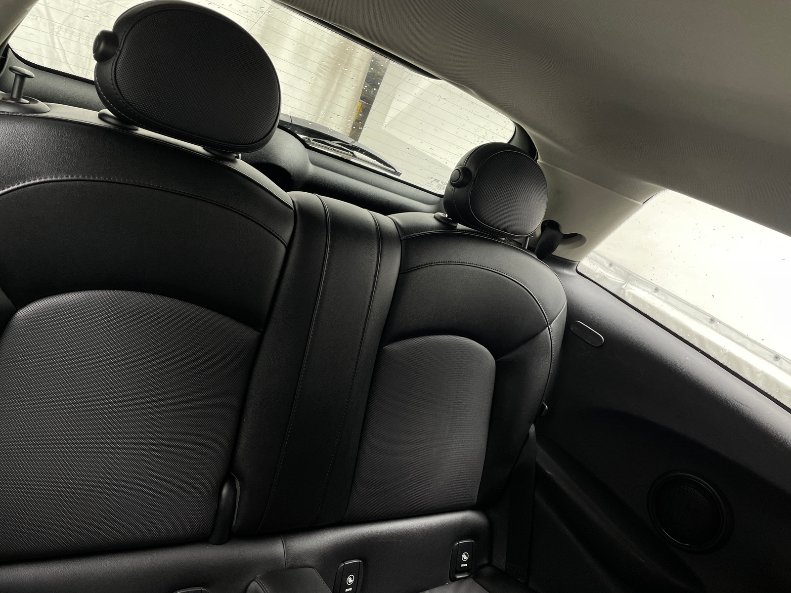 Thumbnail: 2015 MINI Cooper Hardtop - 6