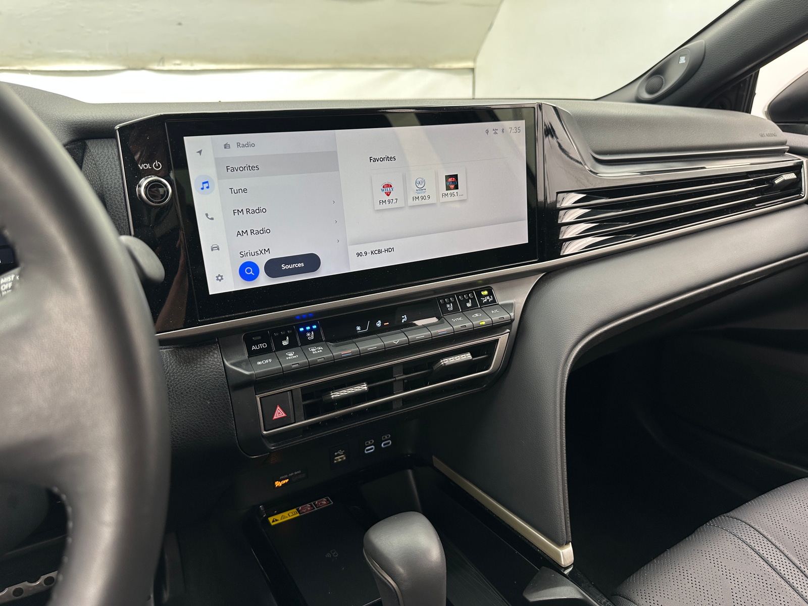 Thumbnail: 2025 Toyota Camry - 3