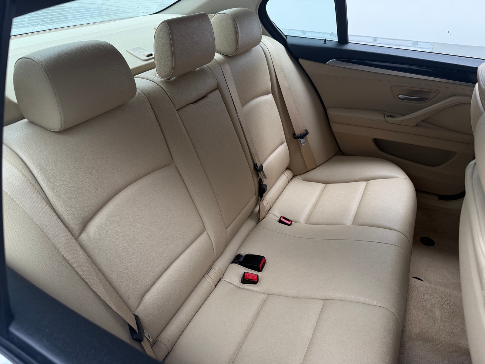 Thumbnail: 2015 BMW 5 Series - 5
