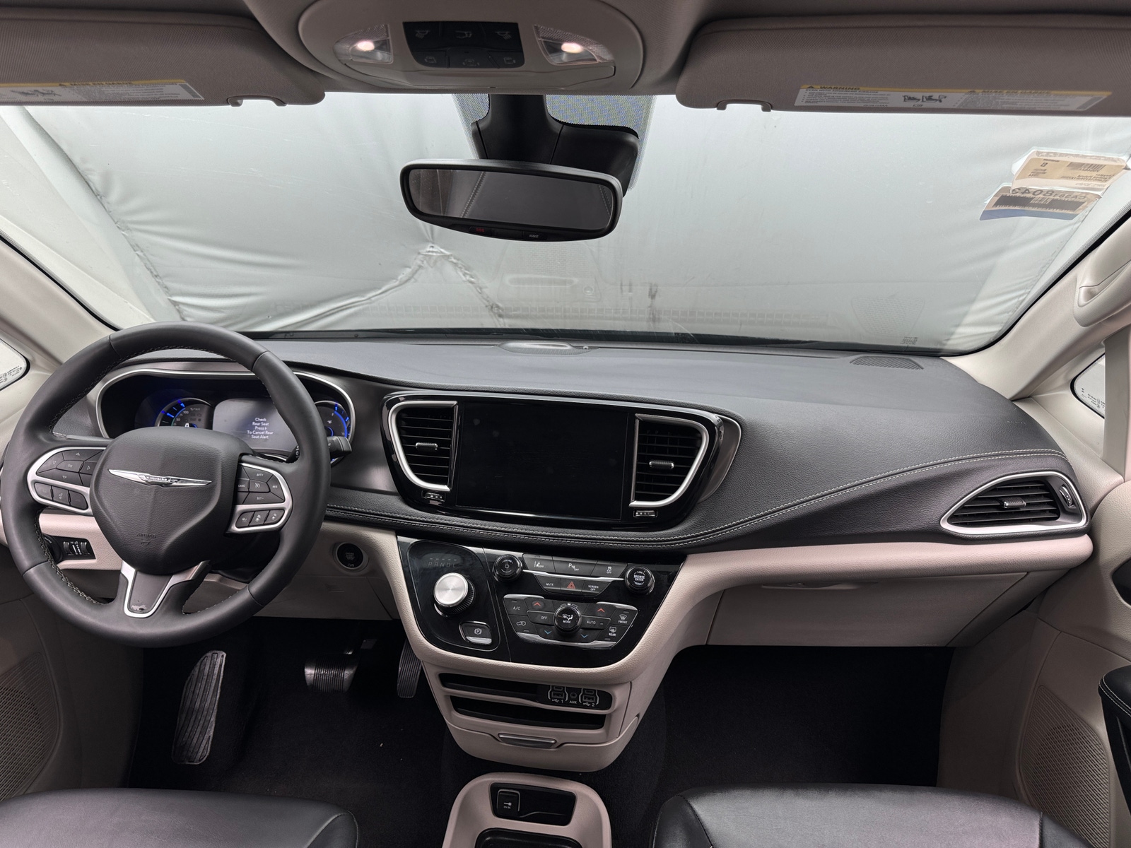 Thumbnail: 2024 Chrysler Pacifica - 2