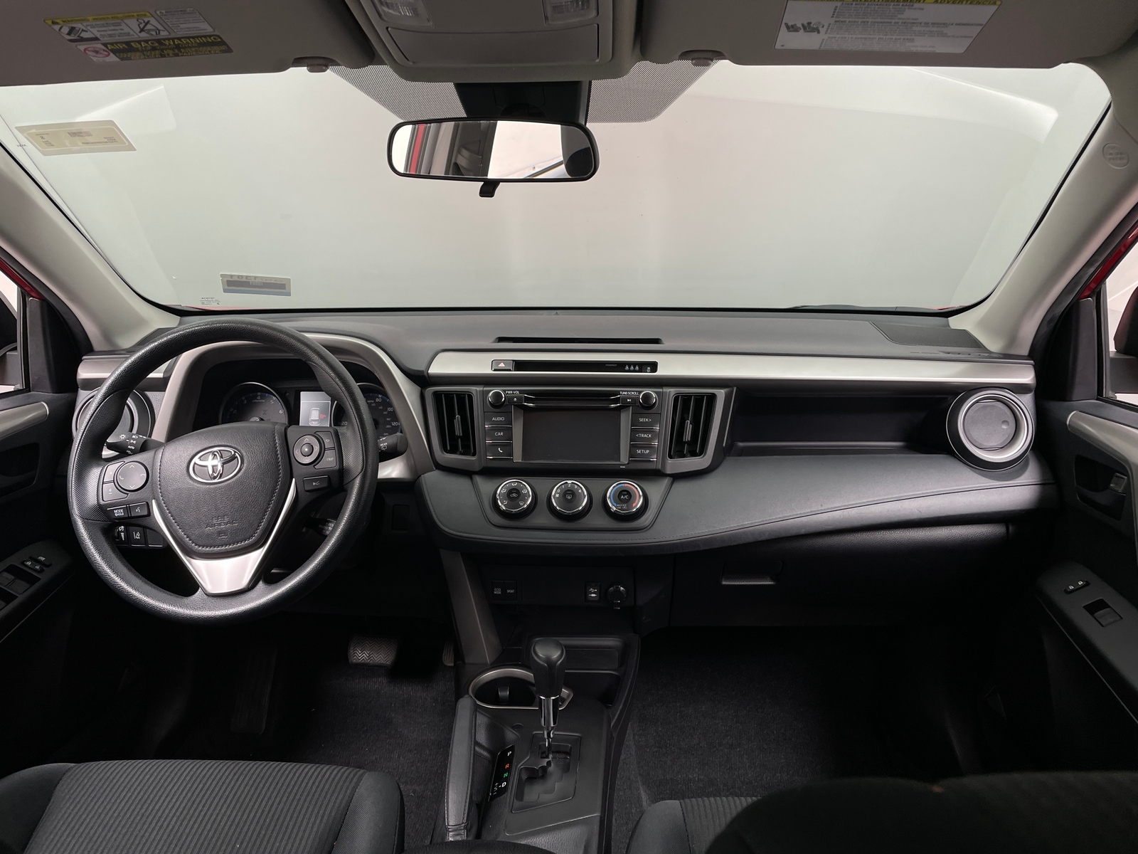 Thumbnail: 2017 Toyota RAV4 - 3