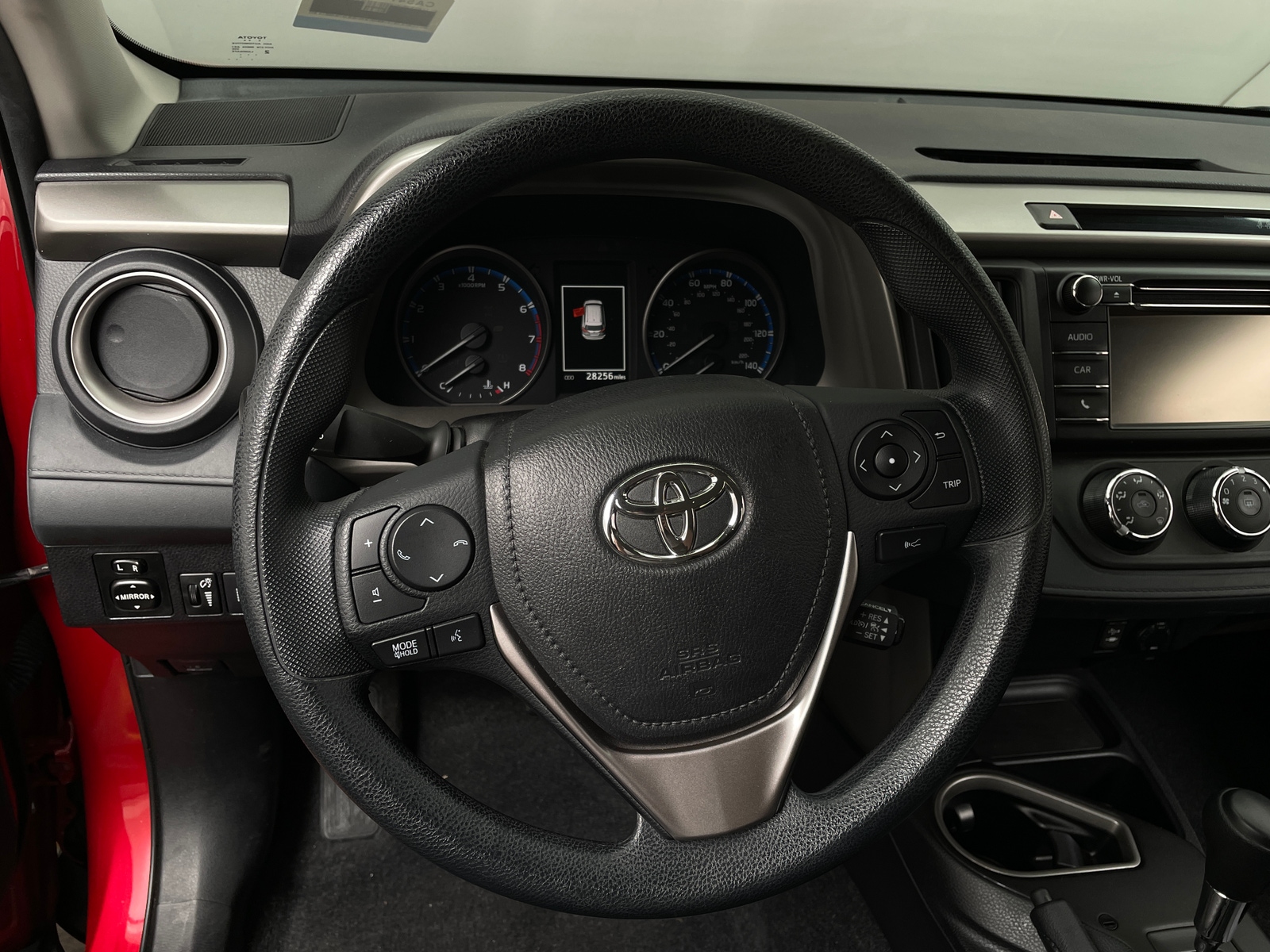 Thumbnail: 2017 Toyota RAV4 - 5