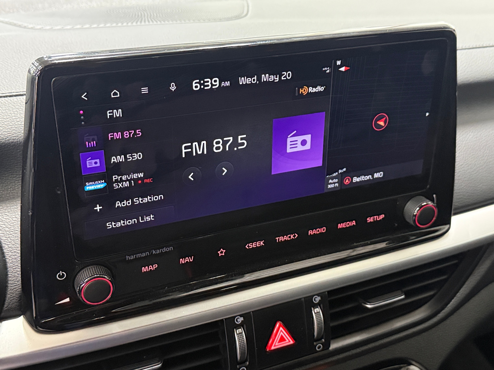 Thumbnail: 2023 Kia Forte - 4