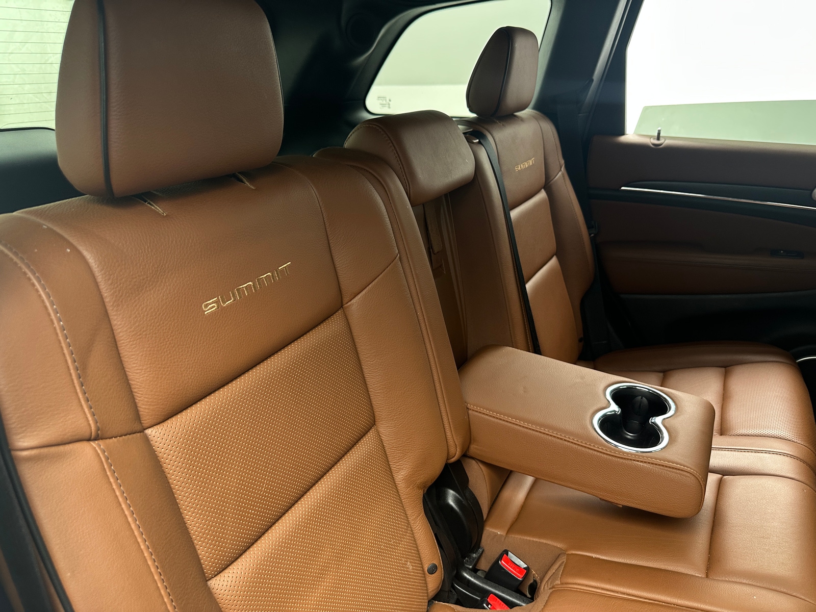 Thumbnail: 2018 Jeep Grand Cherokee - 5