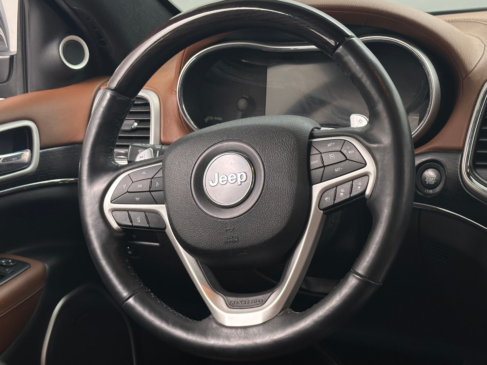 Thumbnail: 2018 Jeep Grand Cherokee - 4