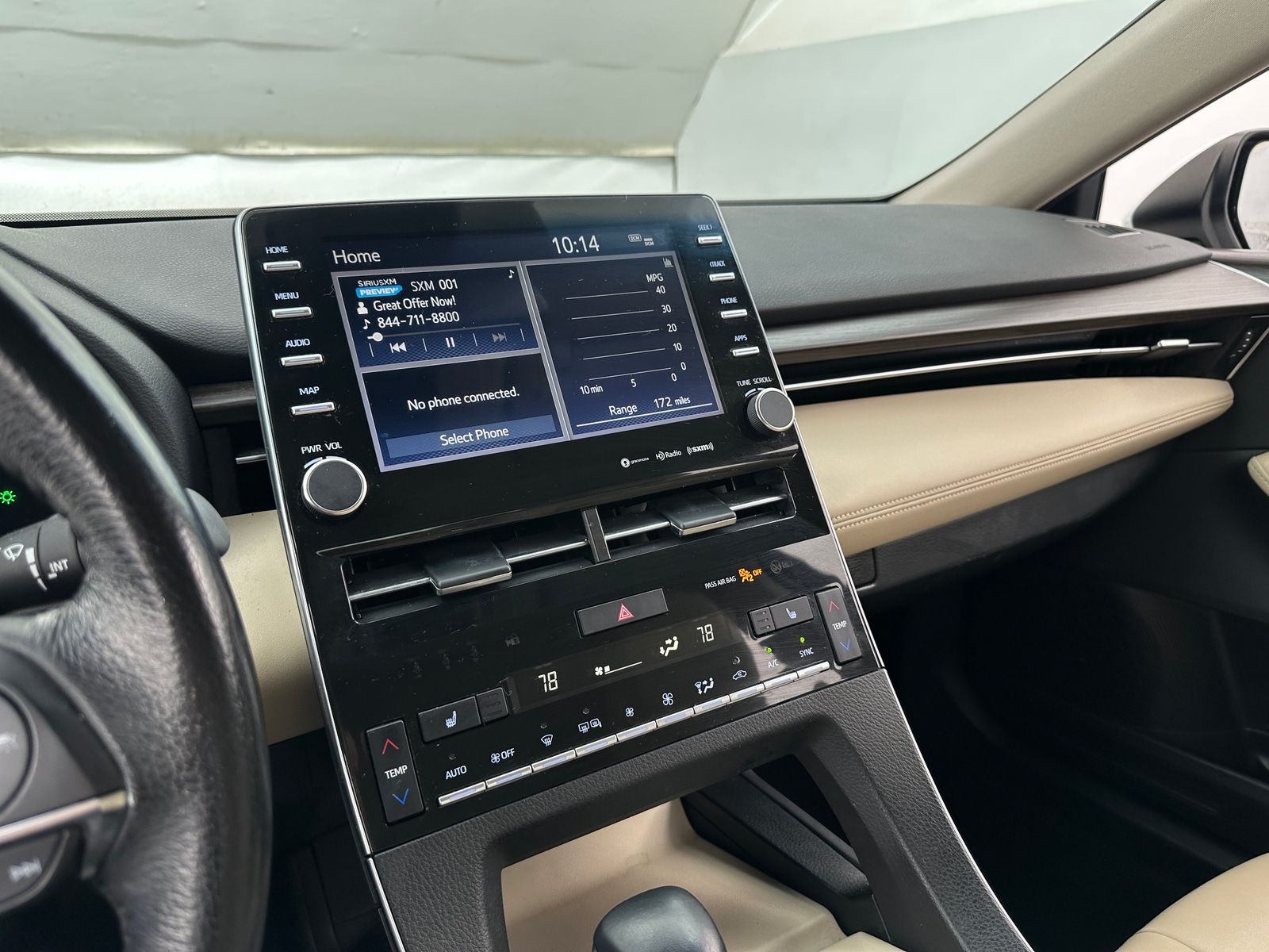 Thumbnail: 2020 Toyota Avalon - 3