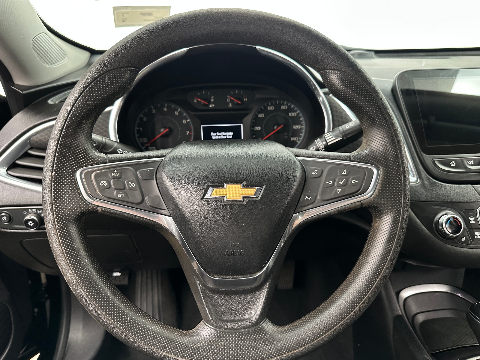 Thumbnail: 2020 Chevrolet Malibu - 5