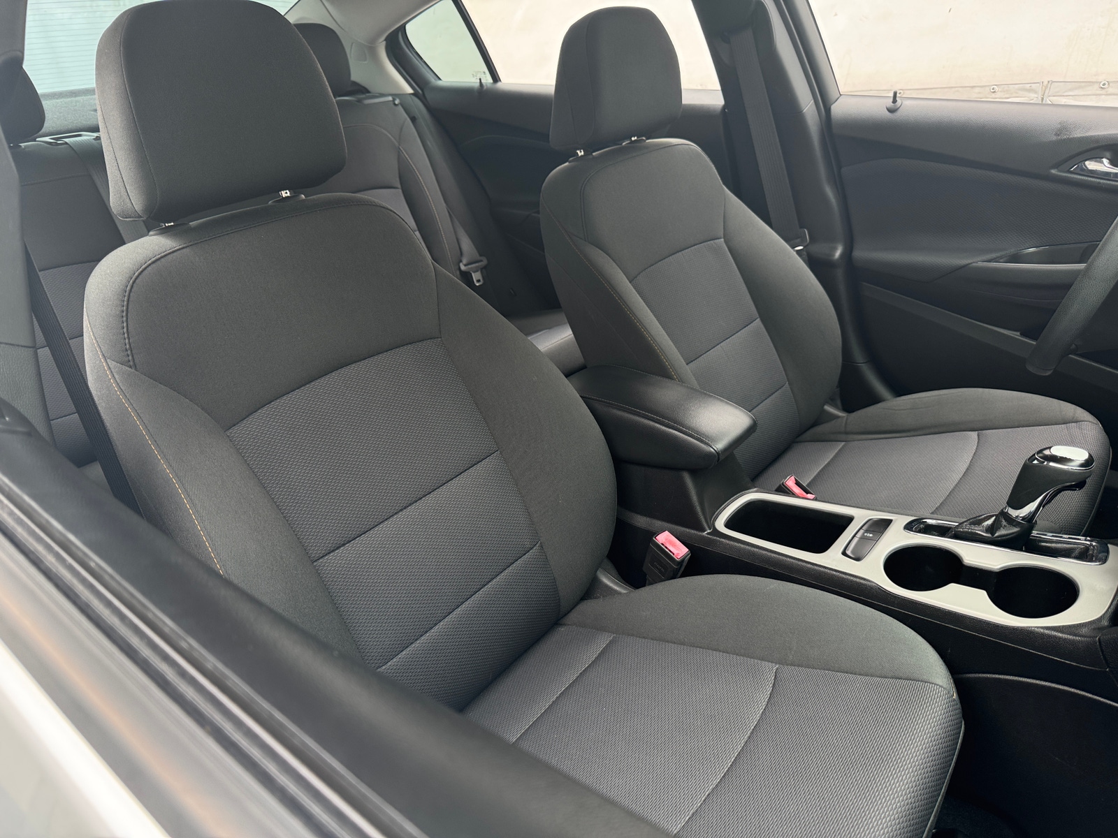 Thumbnail: 2018 Chevrolet Cruze - 2