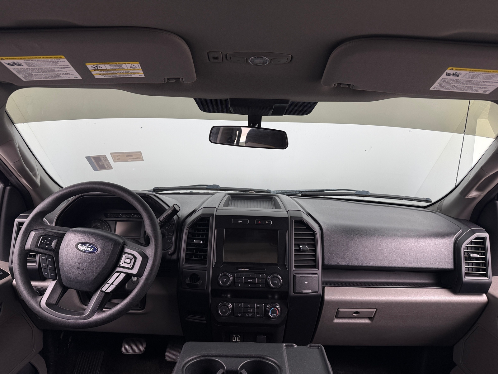 Thumbnail: 2019 Ford Econoline - 3