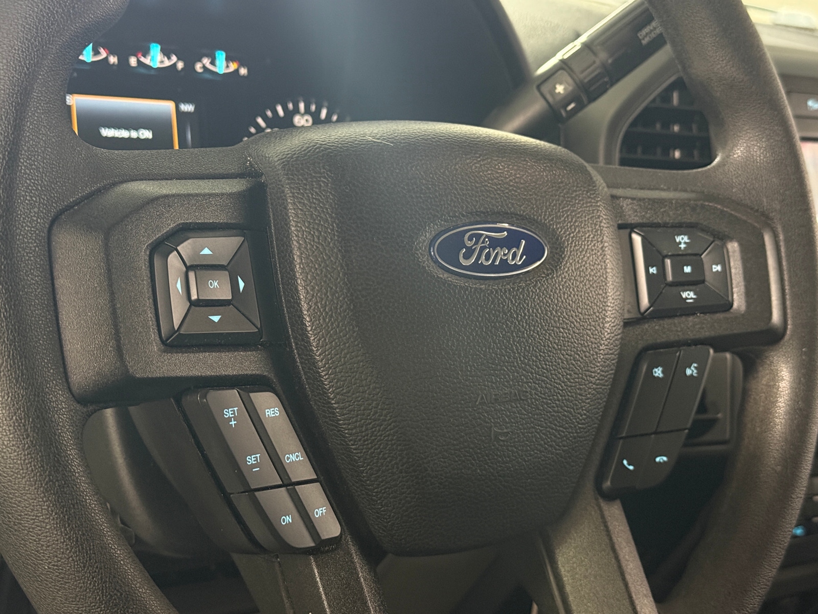 Thumbnail: 2019 Ford Econoline - 5