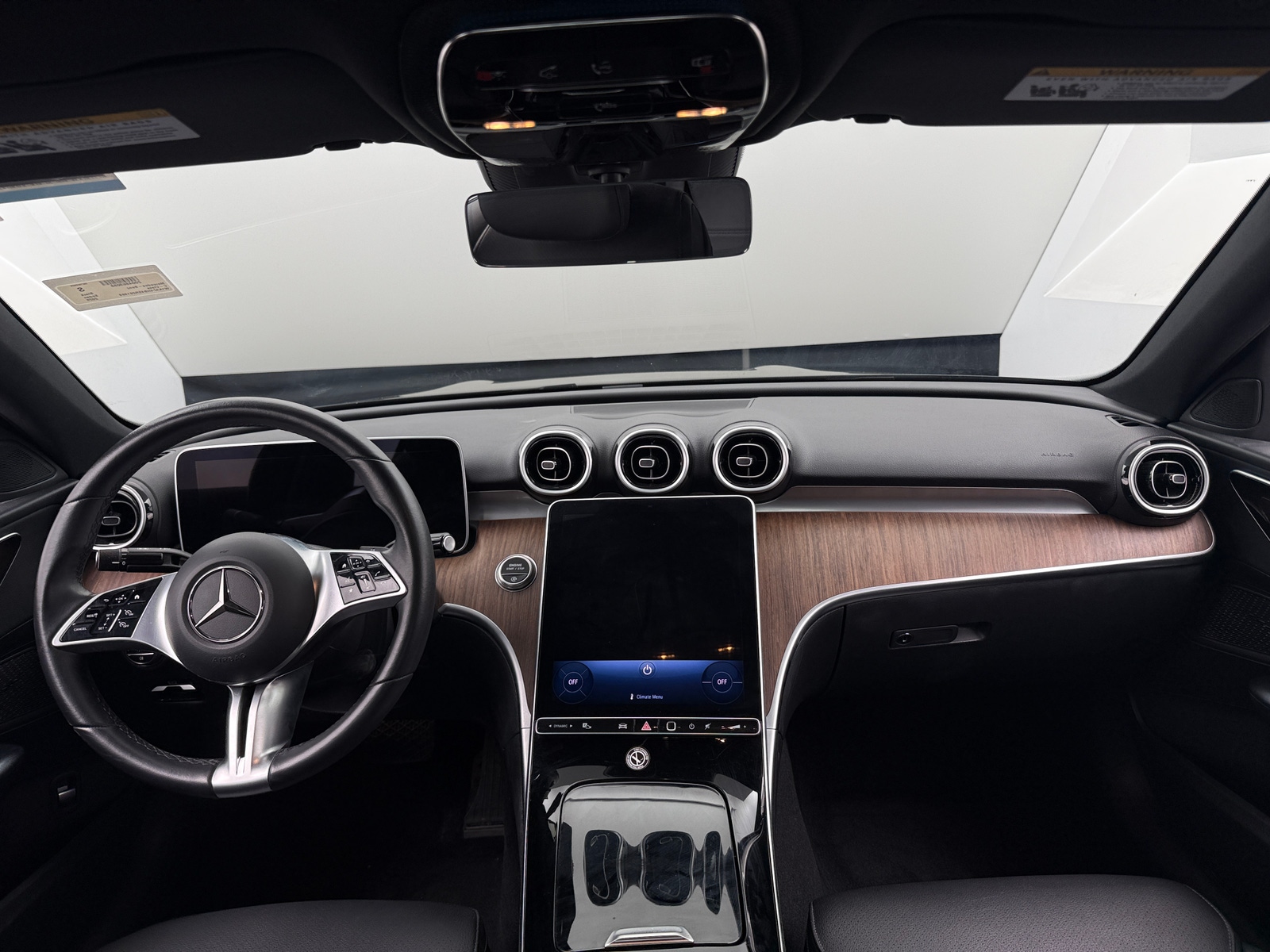 Thumbnail: 2025 Mercedes-Benz C-Class - 2
