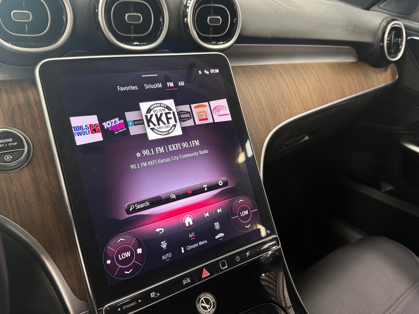 Thumbnail: 2025 Mercedes-Benz C-Class - 3