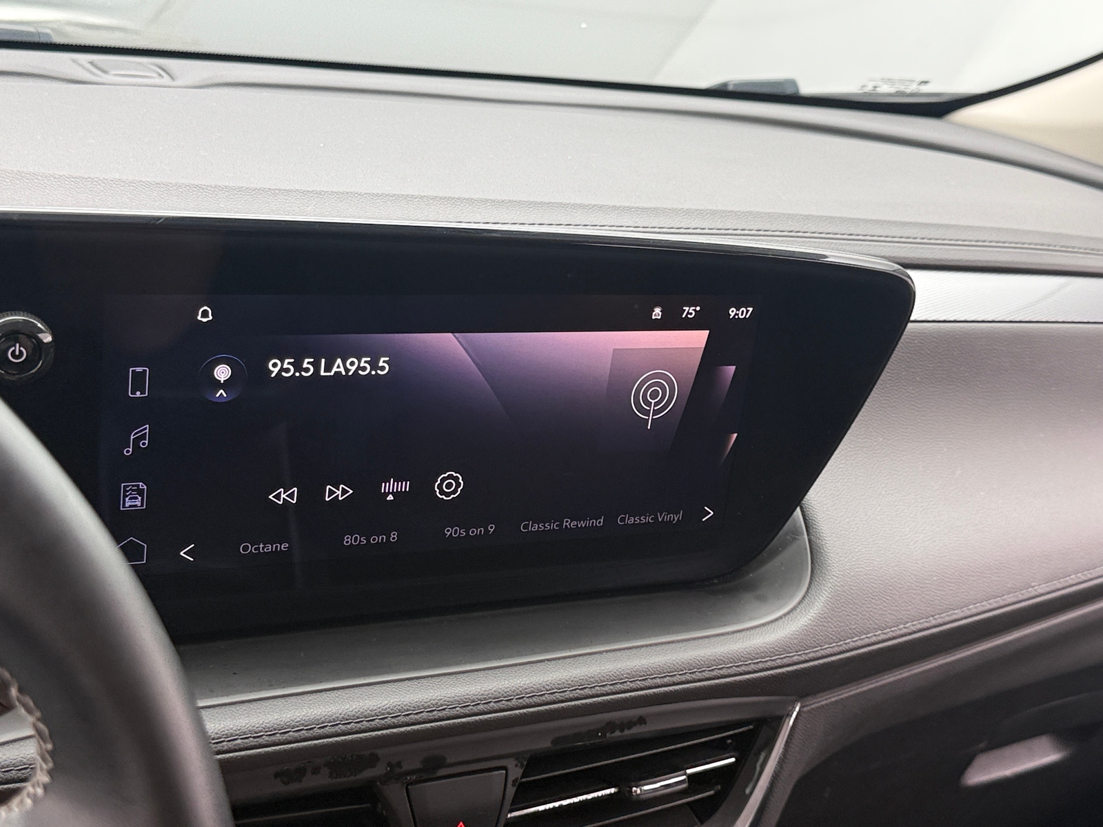 Thumbnail: 2025 Buick Encore GX - 3