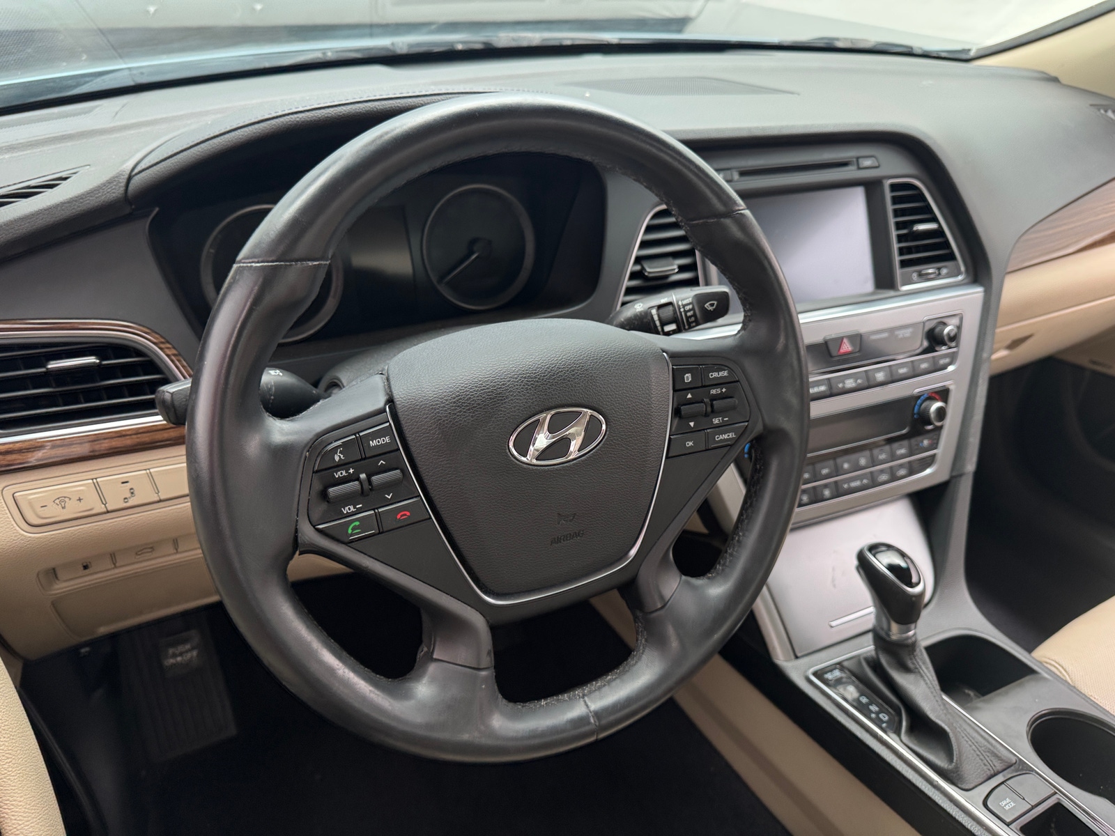 Thumbnail: 2017 Hyundai Sonata - 4