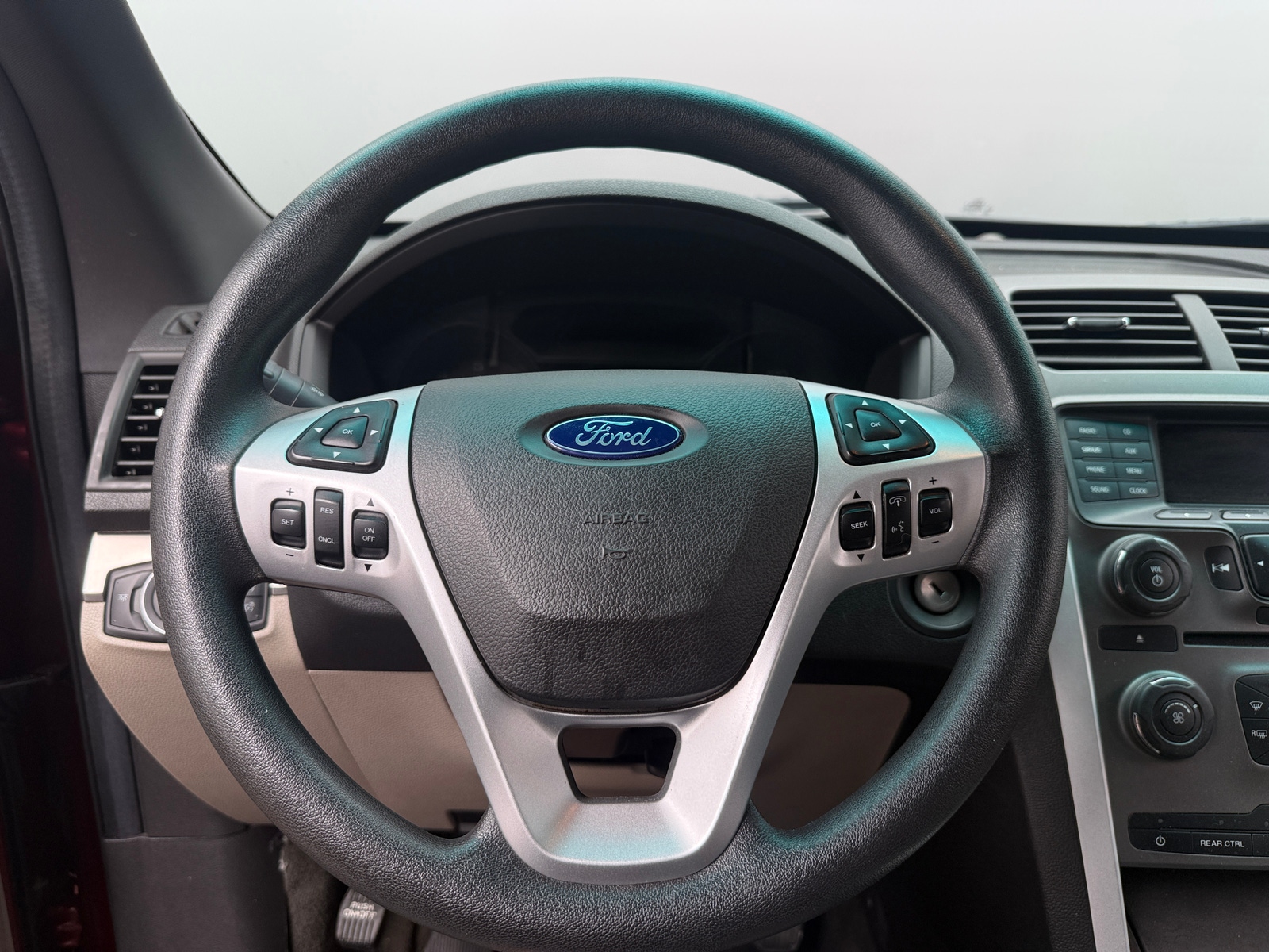Thumbnail: 2015 Ford Explorer - 5