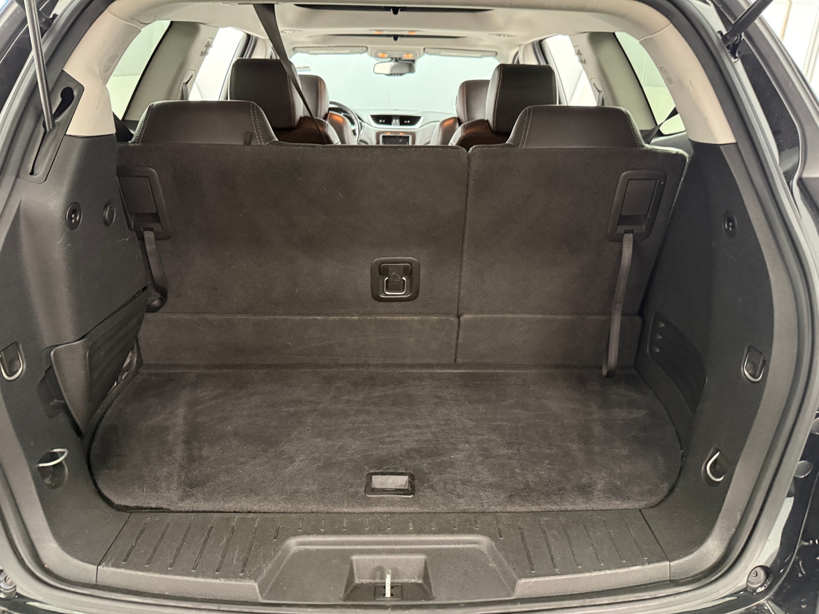 Thumbnail: 2017 Chevrolet Traverse - 6