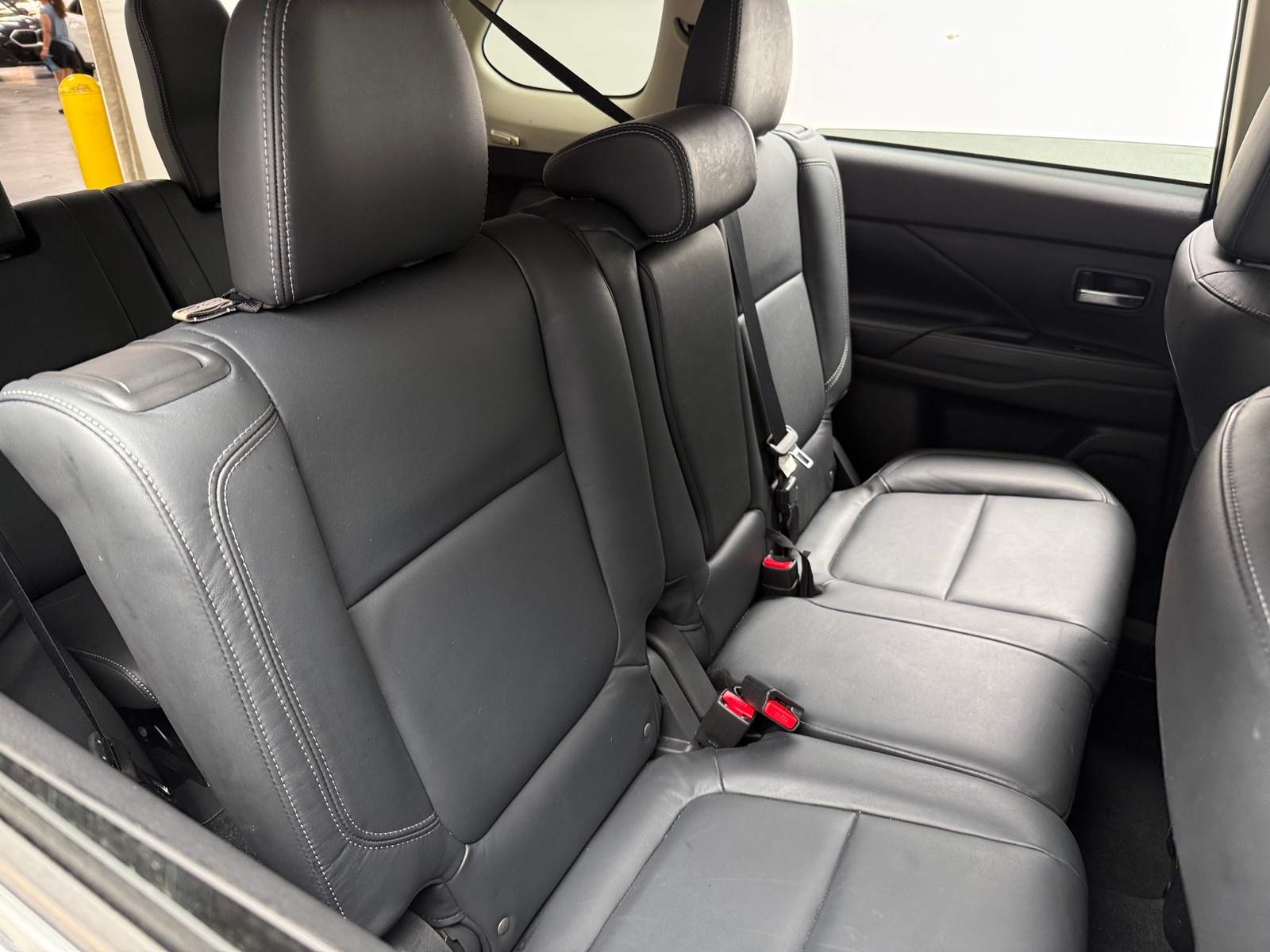 Thumbnail: 2019 Mitsubishi Outlander - 5