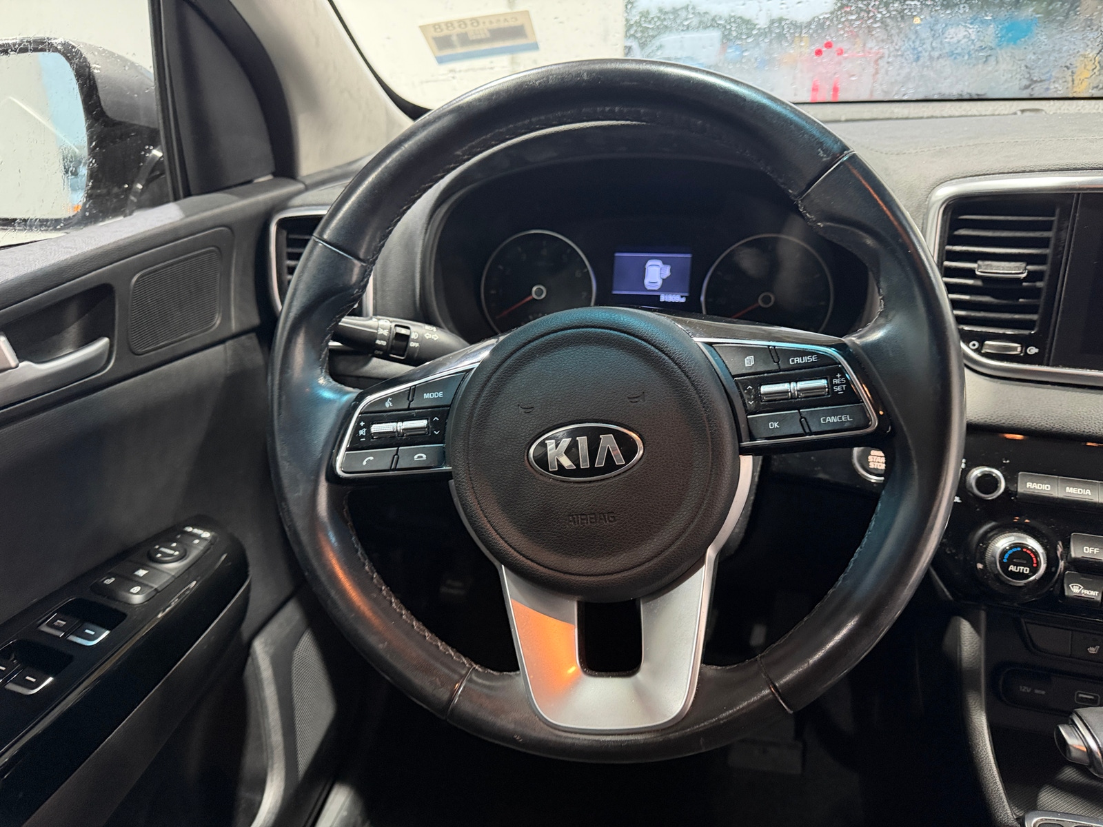 Thumbnail: 2021 Kia Sportage - 4
