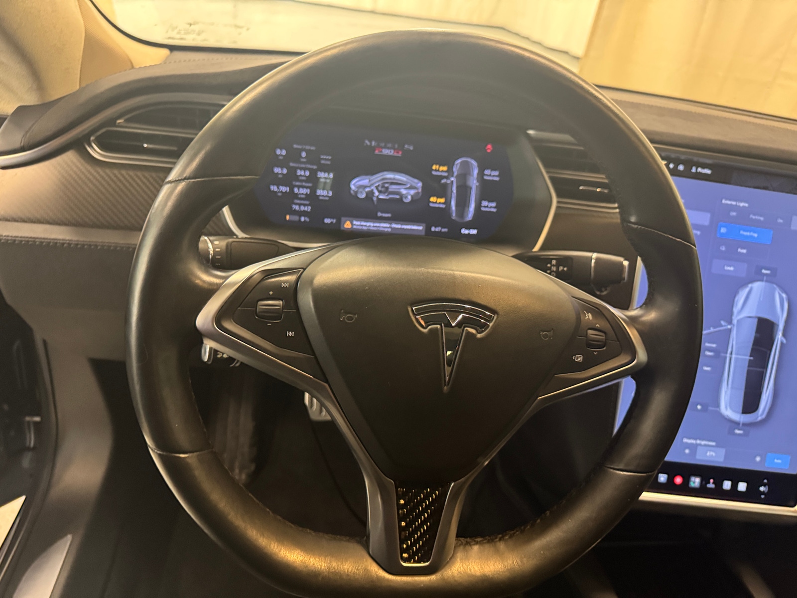 Thumbnail: 2015 Tesla Model S - 5