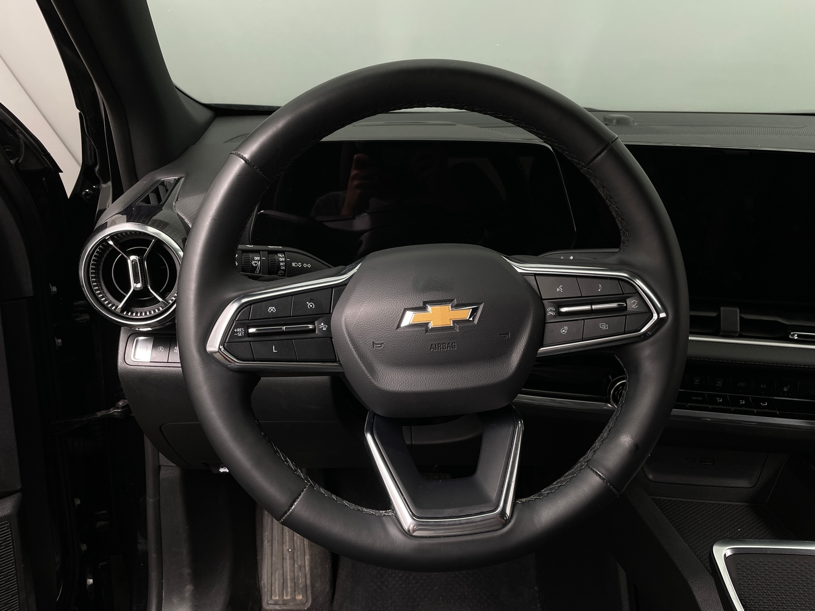 Thumbnail: 2025 Chevrolet Equinox - 5
