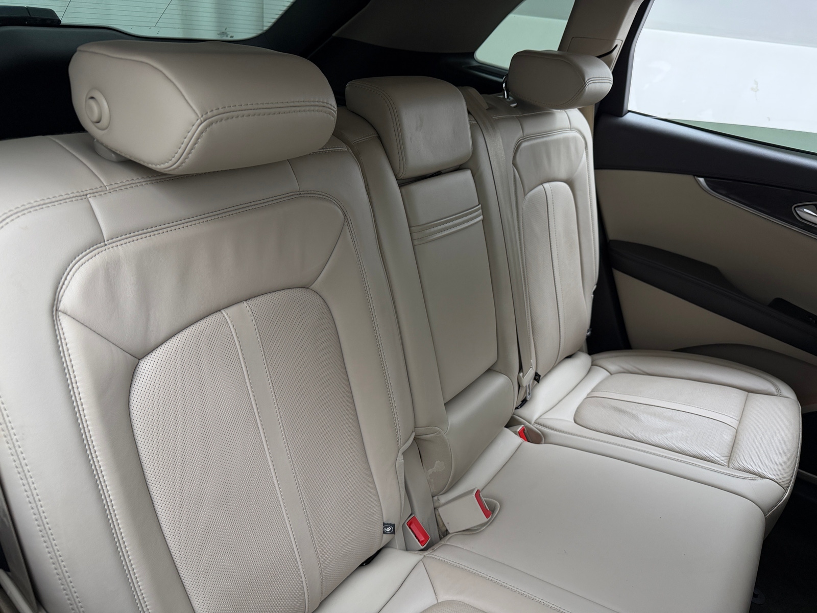 Thumbnail: 2019 Lincoln Nautilus - 5