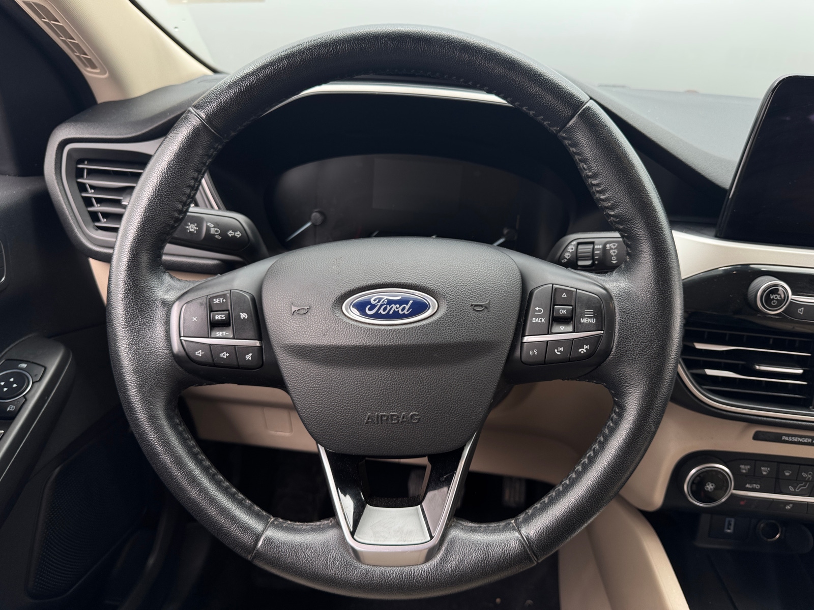 Thumbnail: 2020 Ford Escape - 4