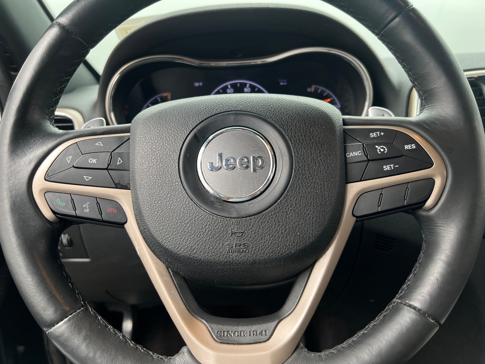 Thumbnail: 2015 Jeep Grand Cherokee - 5
