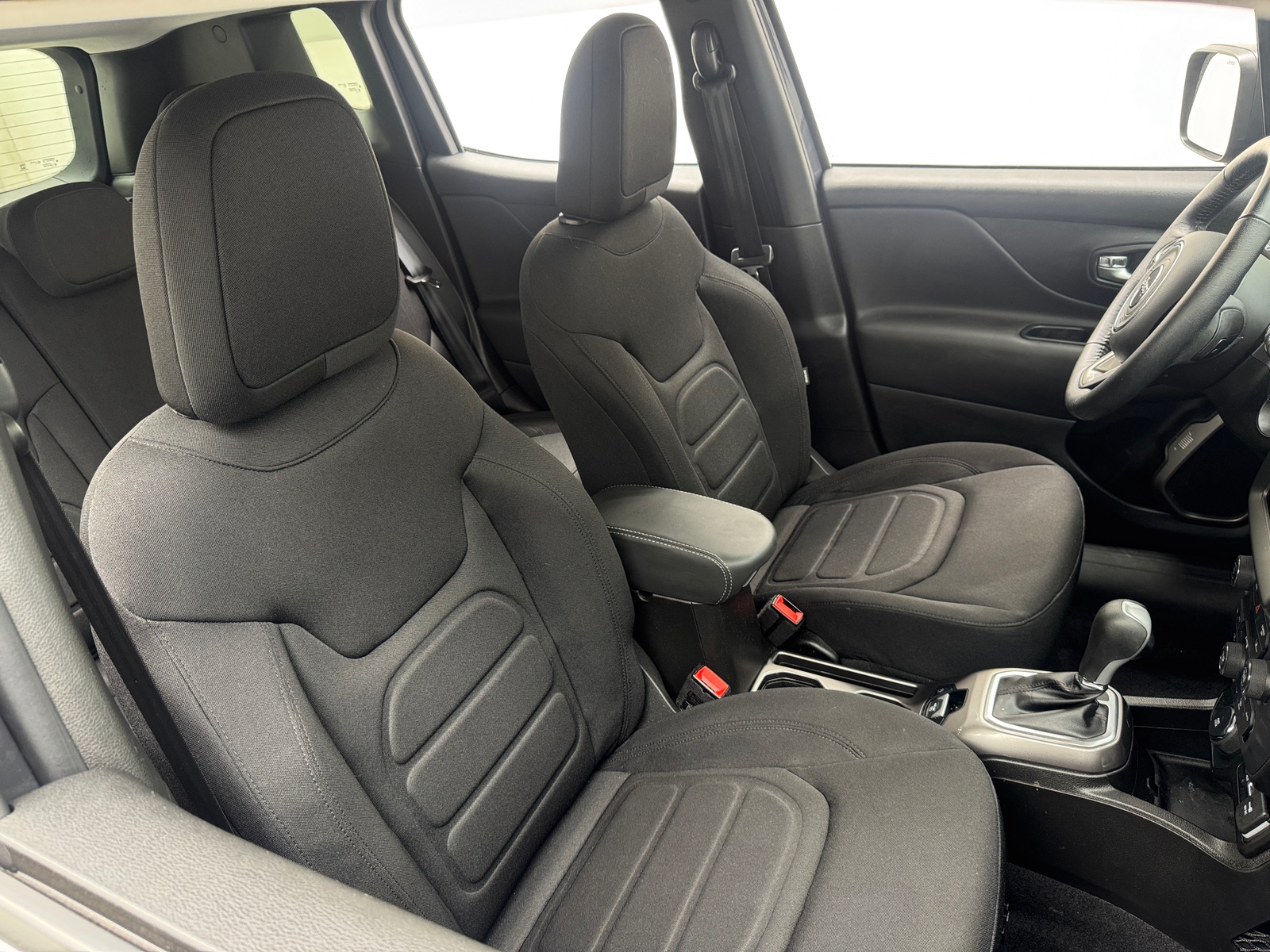 Thumbnail: 2022 Jeep Renegade - 2