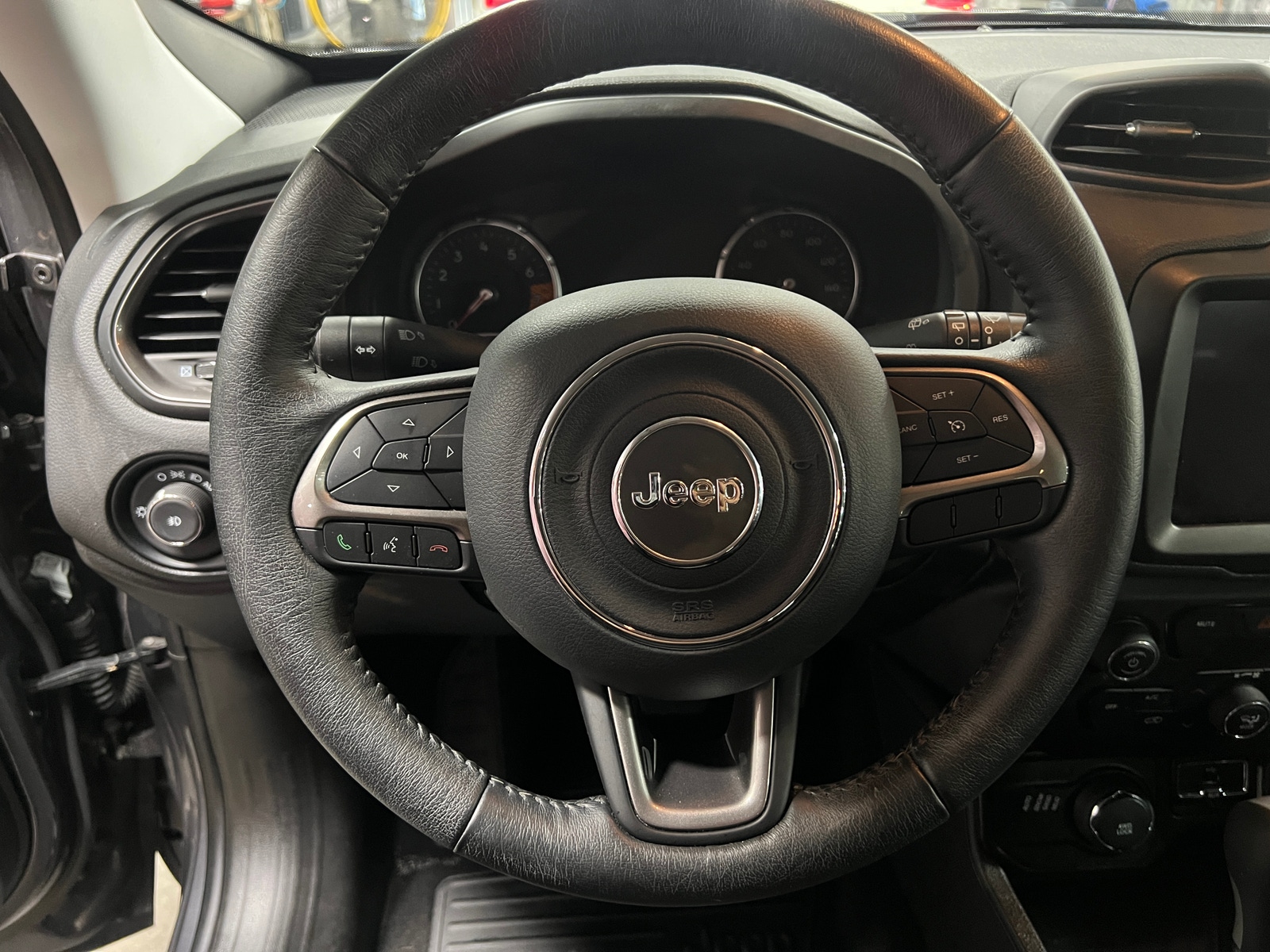 Thumbnail: 2022 Jeep Renegade - 5