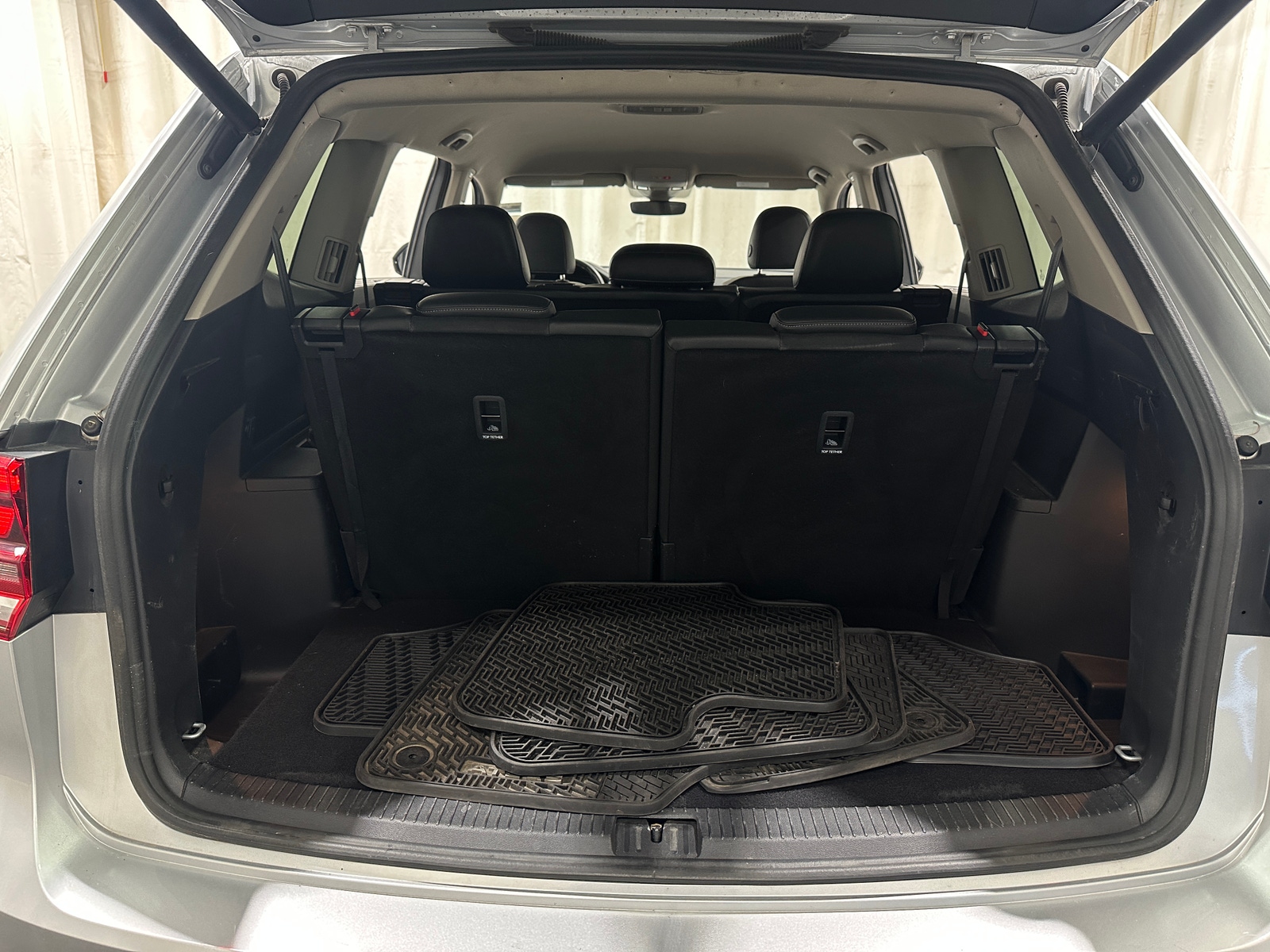 Thumbnail: 2019 Volkswagen Atlas - 6